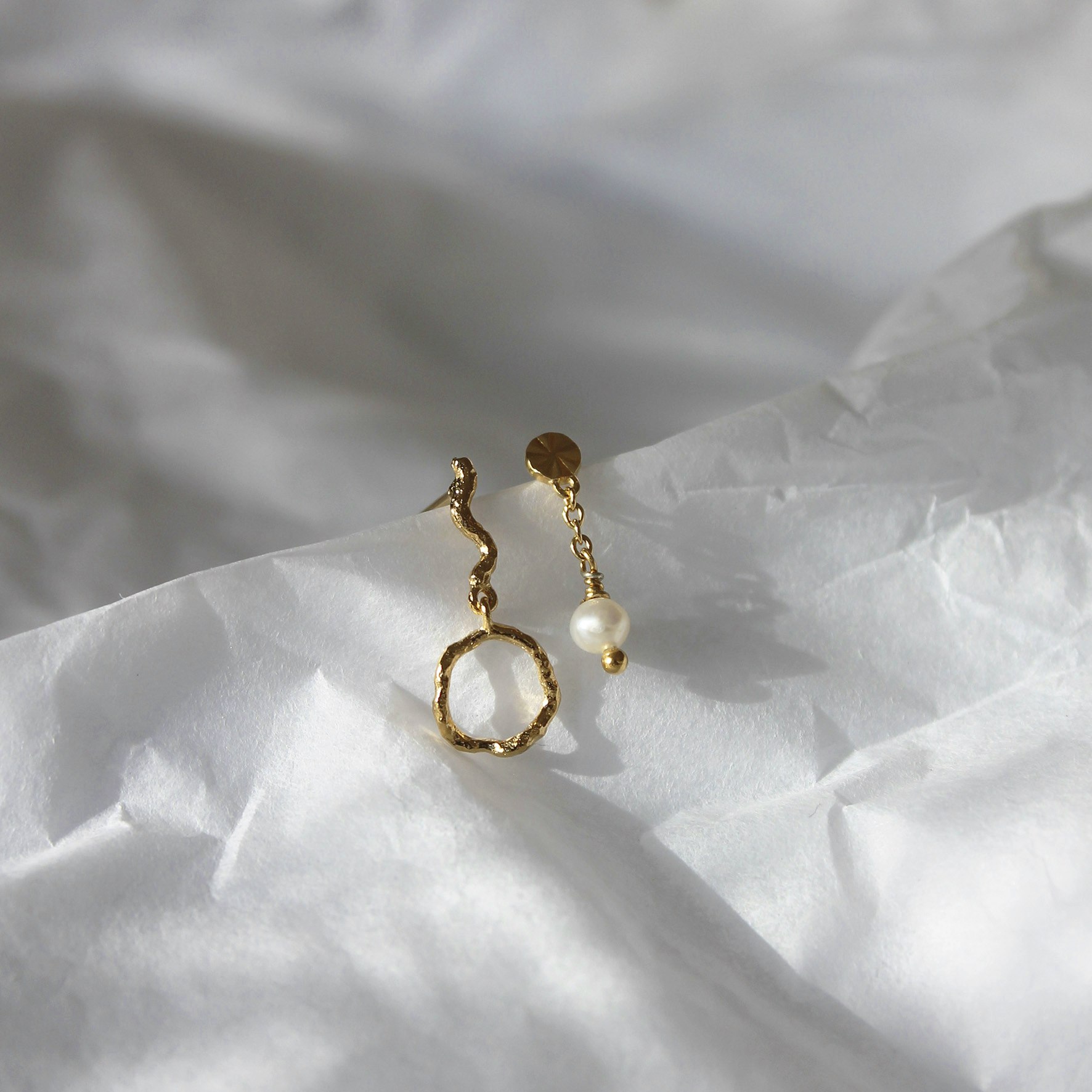 Tres Petit Etoile Earring With Pearl fra STINE A Jewelry i Sølv Sterling 925