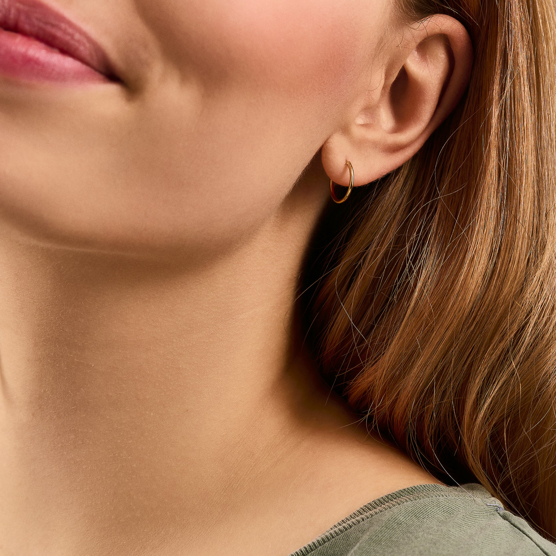 Tiny Plain hoops fra Pernille Corydon i Forgyldt-Sølv Sterling 925