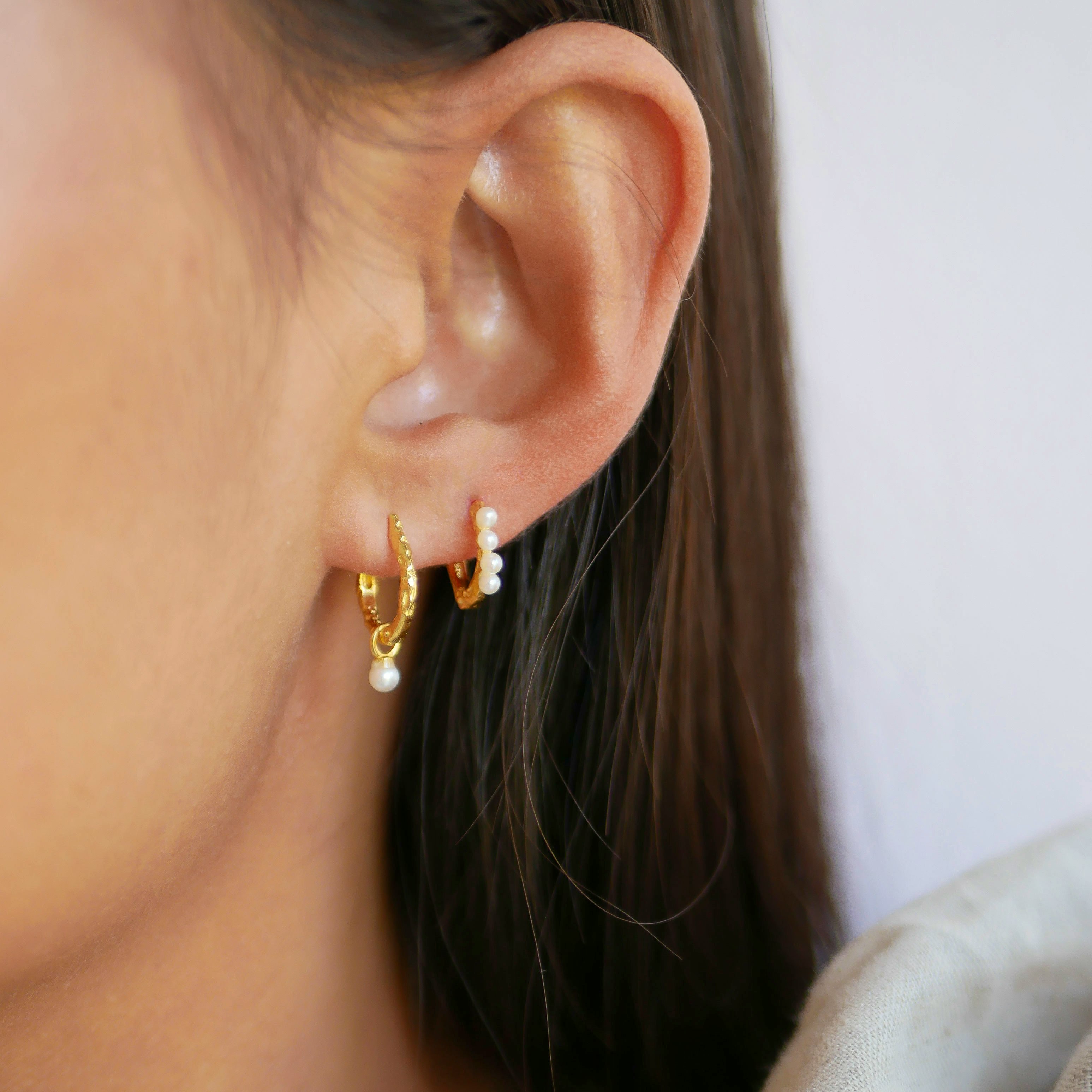 Belle Pearl Hoops från Enamel Copenhagen i Silver Sterling 925