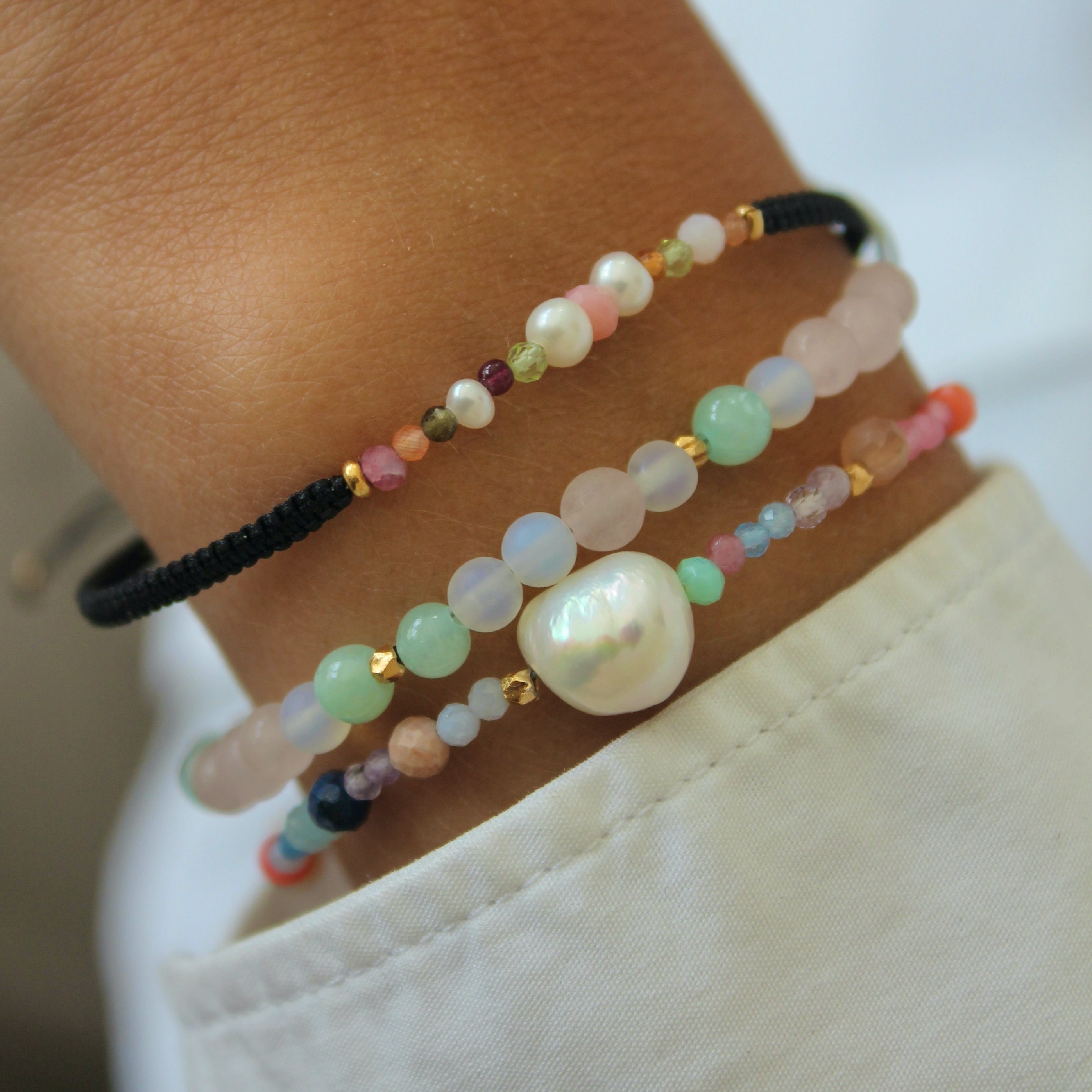 Color Crush Bracelet With Tokyo Mix & Khakigreen Ribbon fra STINE A Jewelry i Nylon