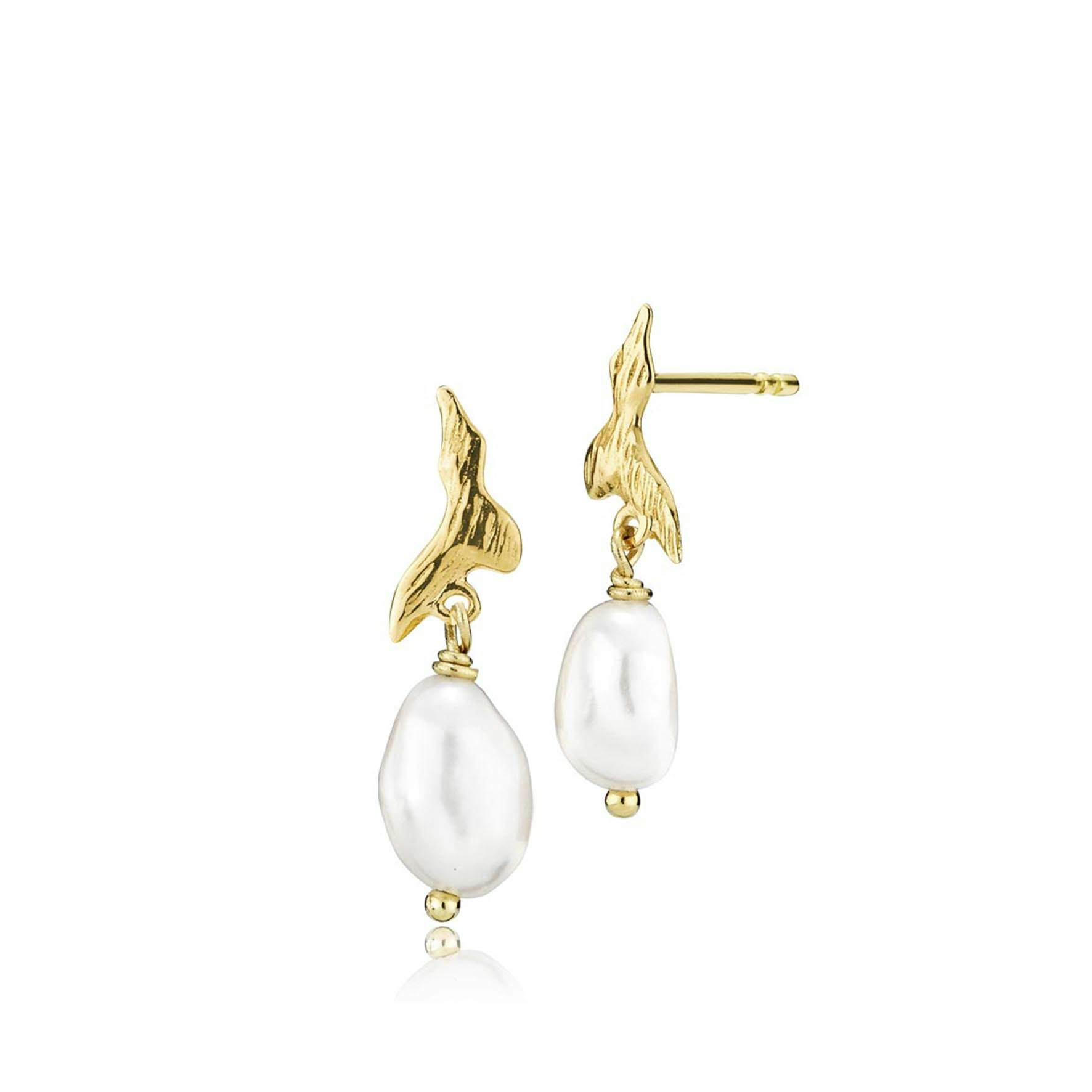 Fairy Earrings With Pearl von Izabel Camille in Vergoldet-Silber Sterling 925|Freshwater Pearl