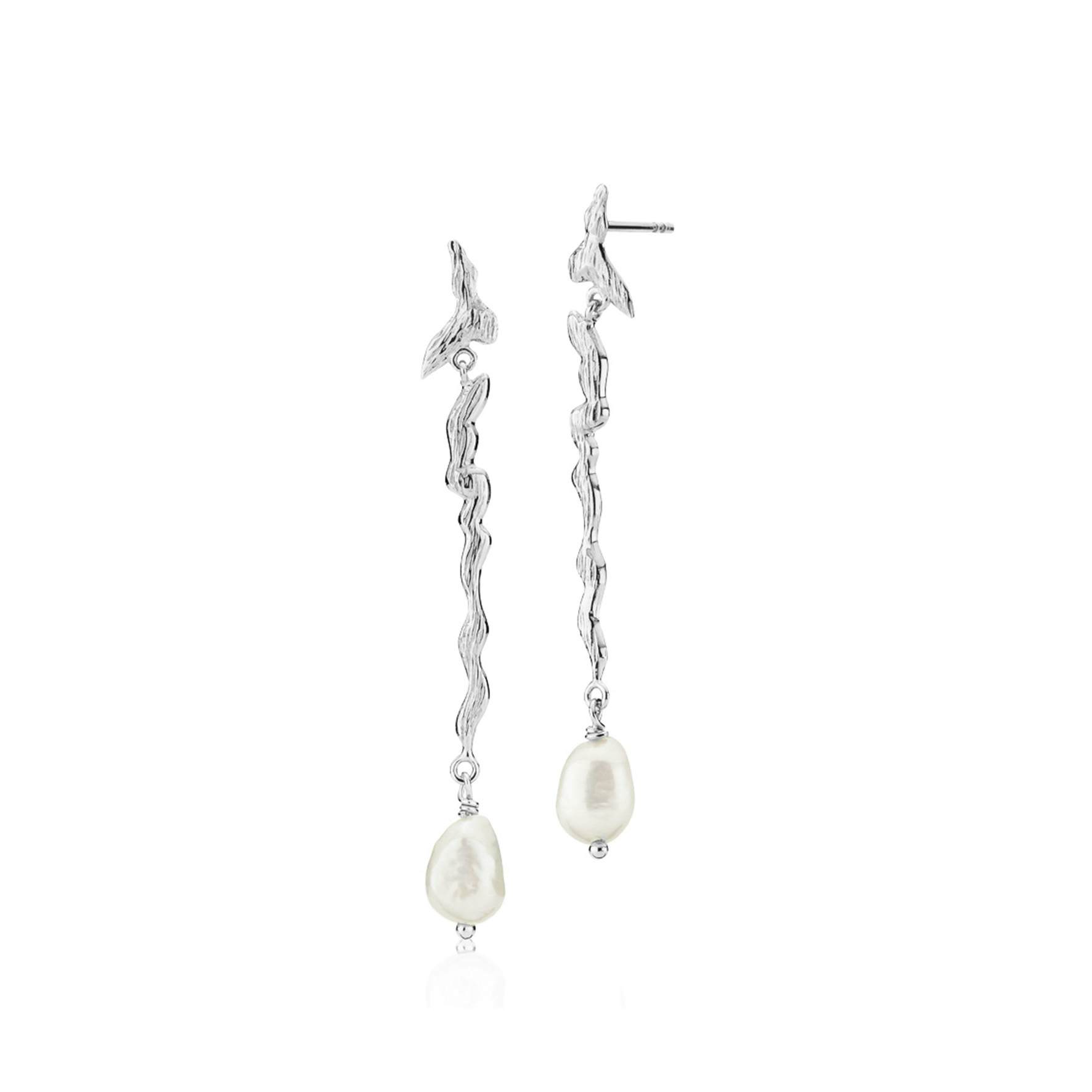 Fairy Long Earrings von Izabel Camille in Silber Sterling 925|Freshwater Pearl