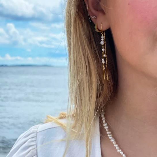 Sofia Earrings With Pearls fra Sistie i Forgylt-Sølv Sterling 925