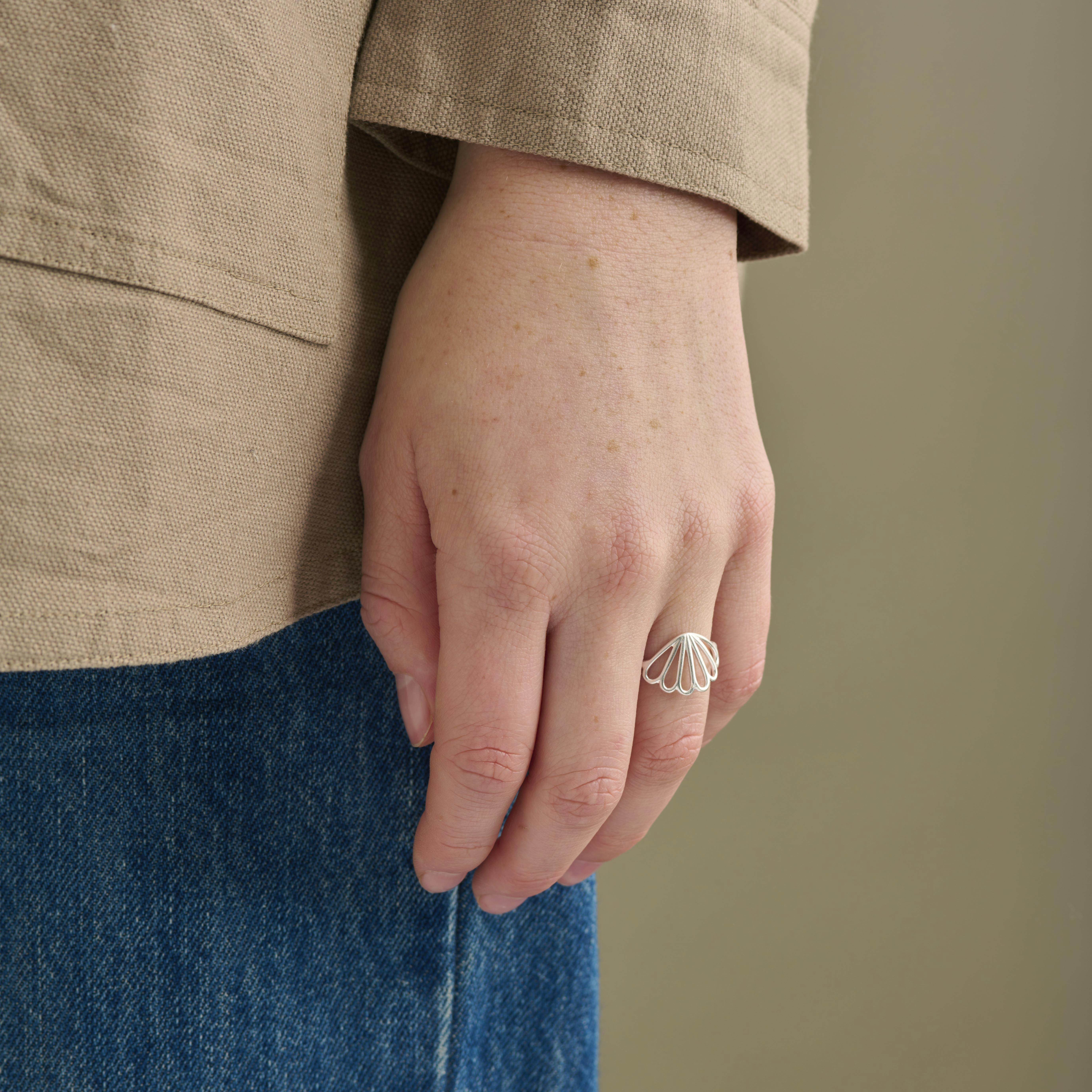 Bellis Ring fra Pernille Corydon i Forgylt-Sølv Sterling 925