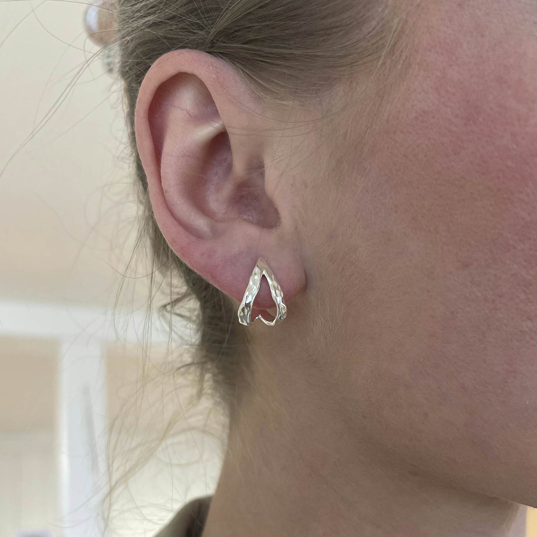 Breakup Earring von Jane Kønig in Vergoldet-Silber Sterling 925