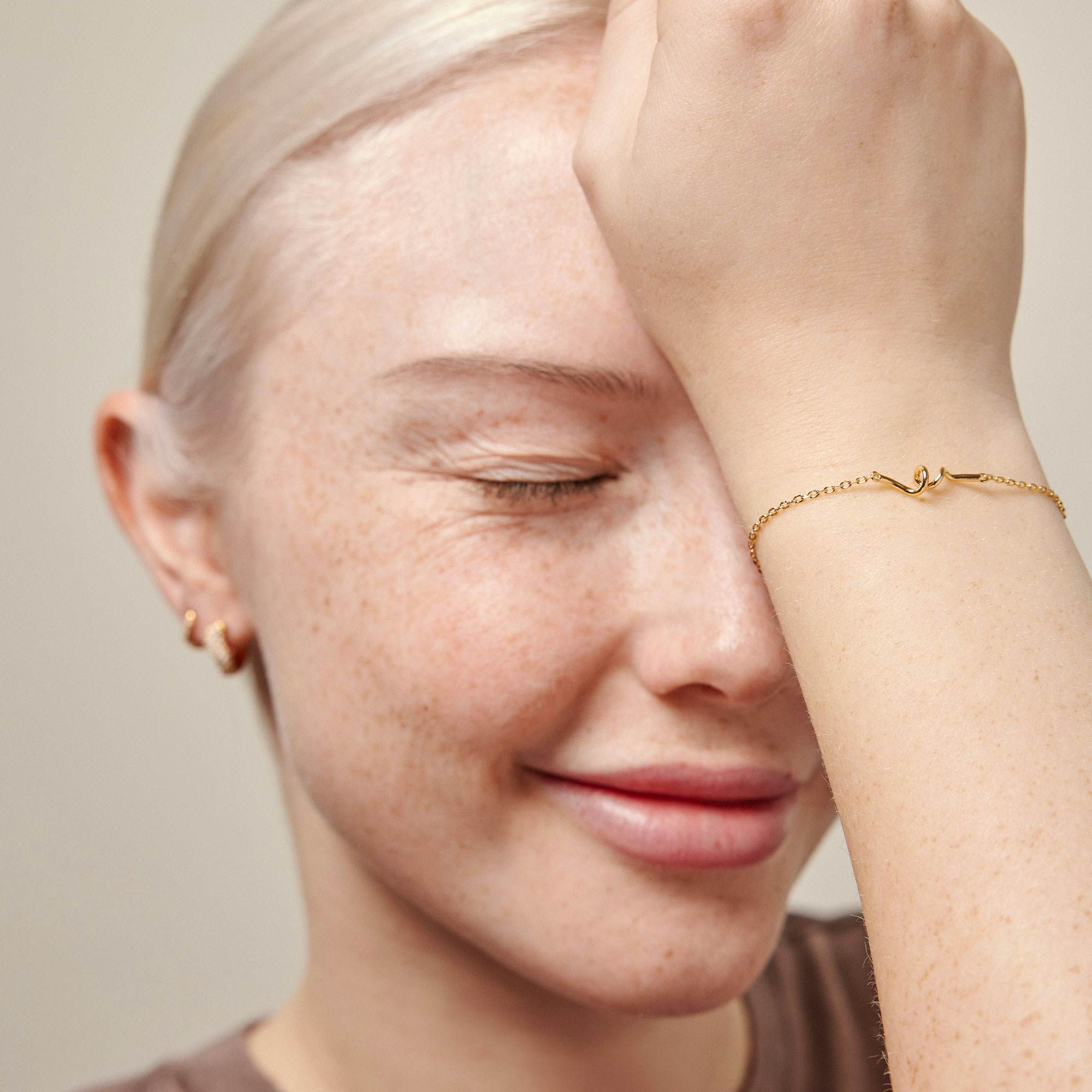 Twist gold-plated bracelet