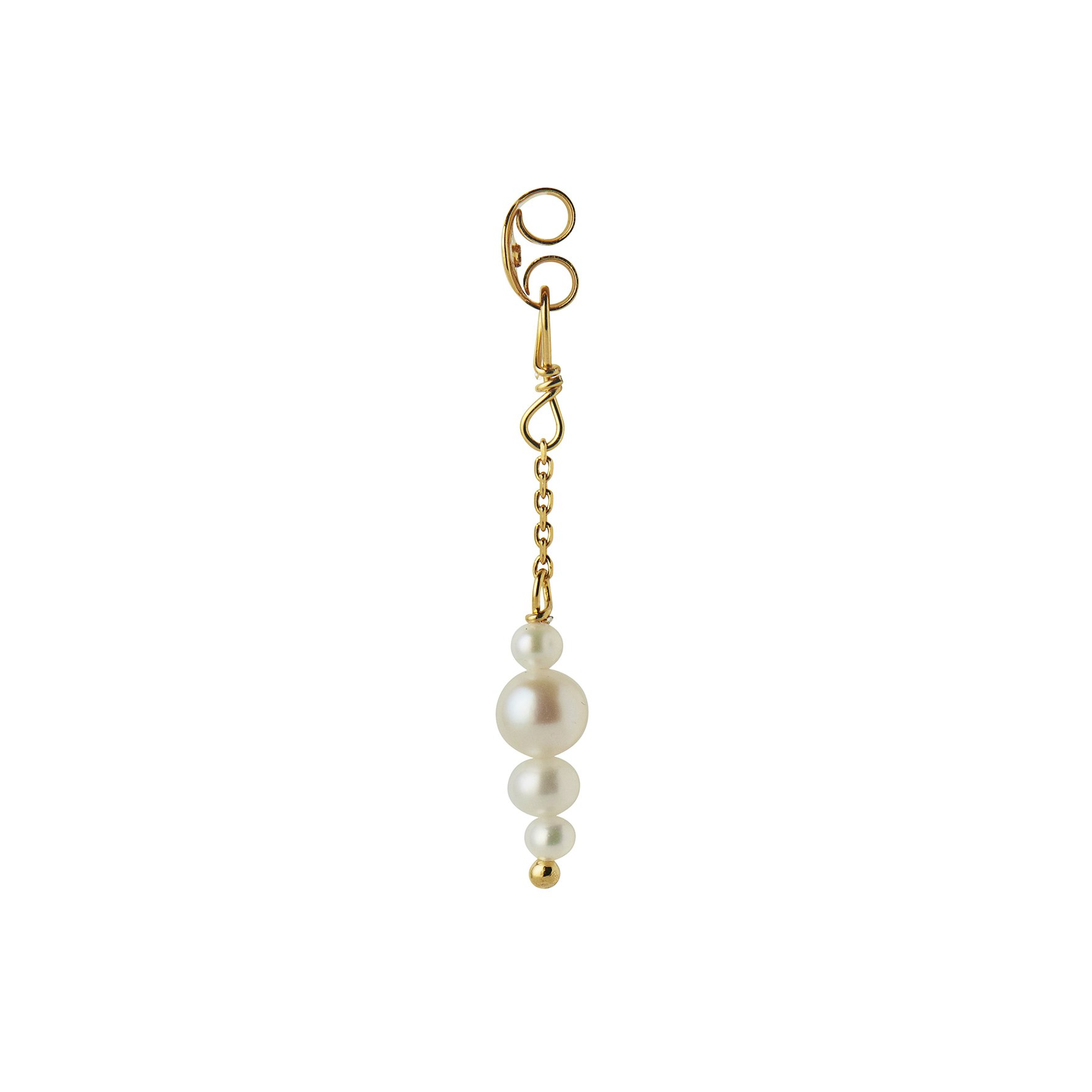 Petit Pearl Berries Behind Ear Earring od STINE A Jewelry w Pozłacane srebro próby 925.
