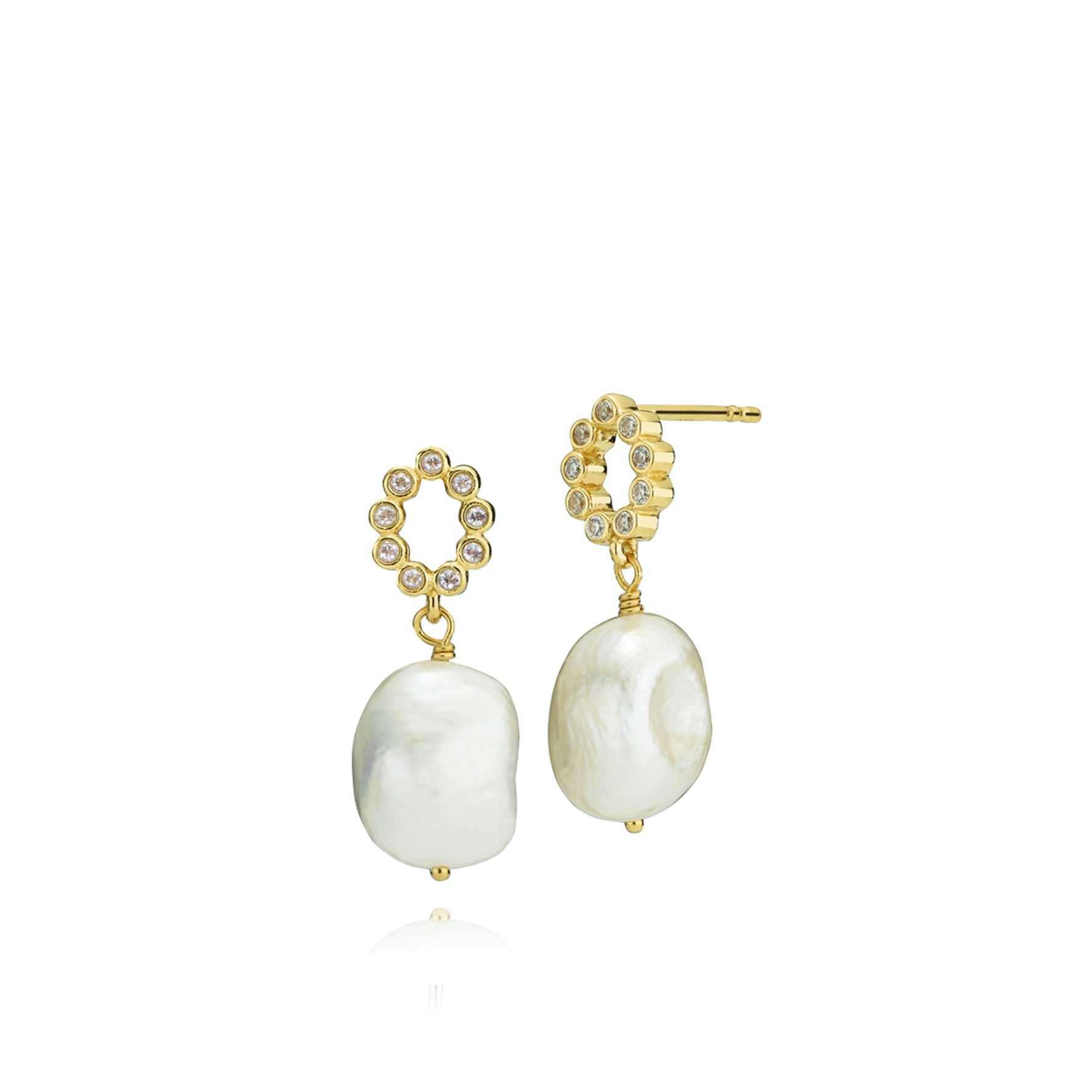 Leonora Earrings With Freshwater Pearls fra Izabel Camille i Forgyldt-Sølv Sterling 925