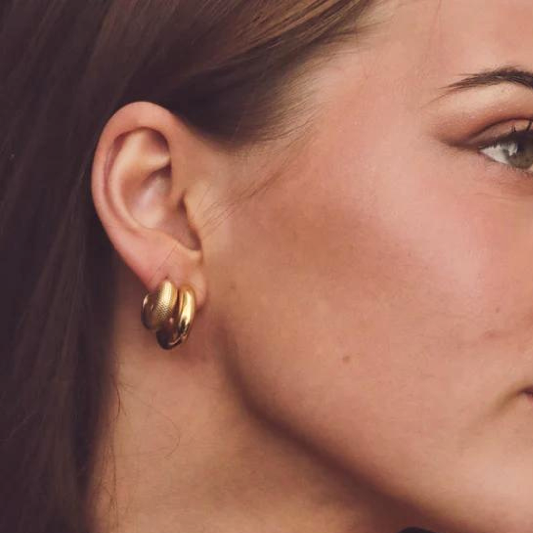 Aura Small Hoops from Sistie 2nd in Goldplated stainless steel
