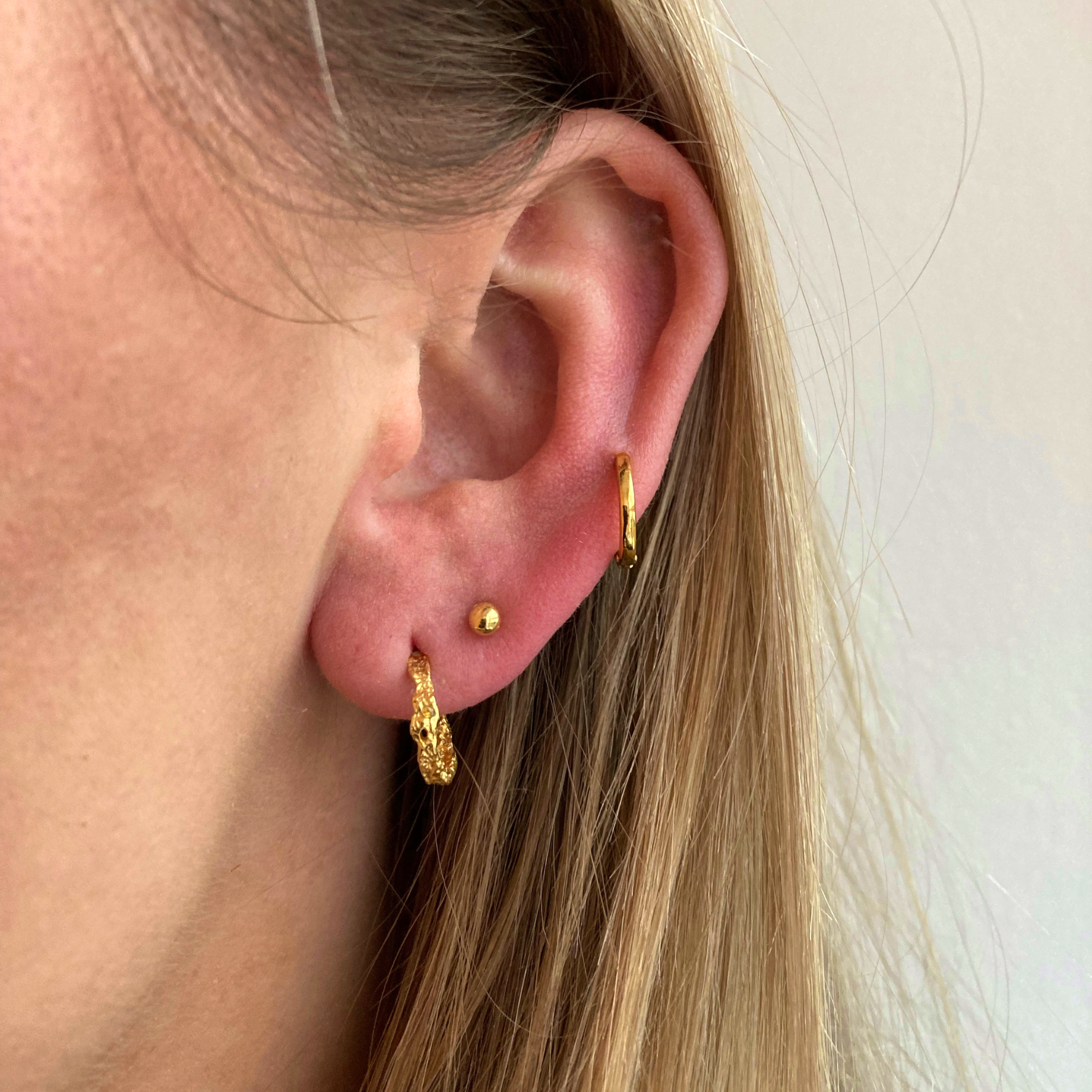 Noell Beads Studs z A-Hjort Jewellery v Pozlacené stříbro sterling 925