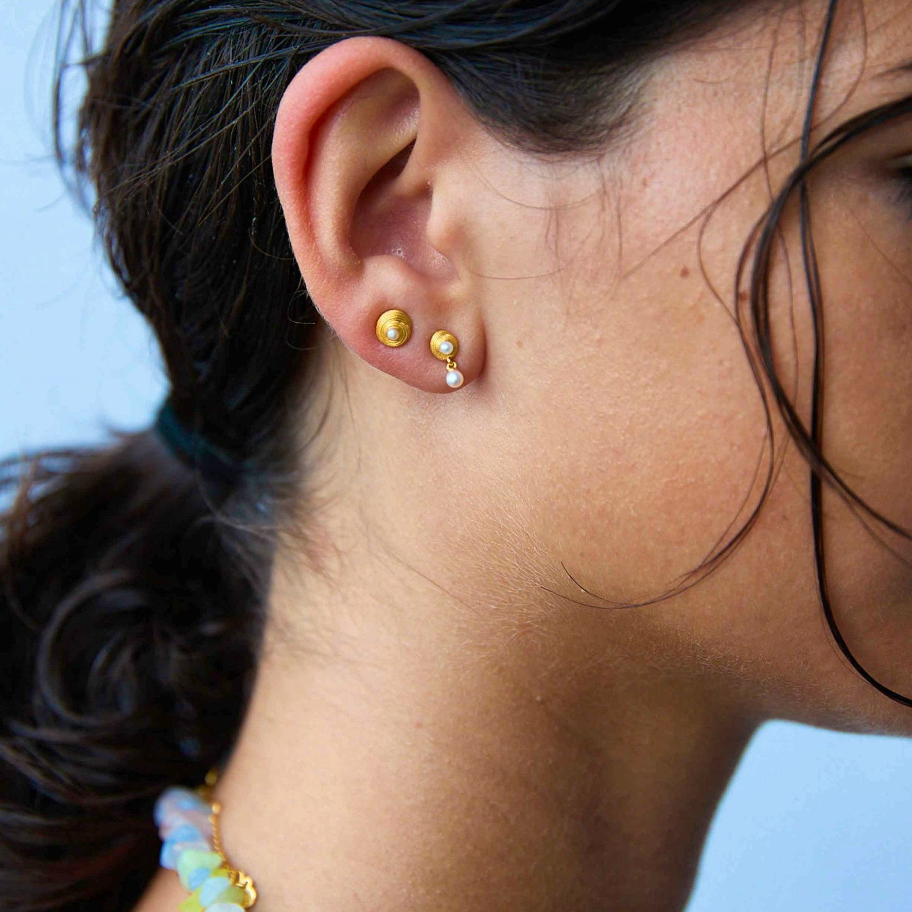 Shelly Earrings fra Hultquist Copenhagen i Forgyldt-Sølv Sterling 925