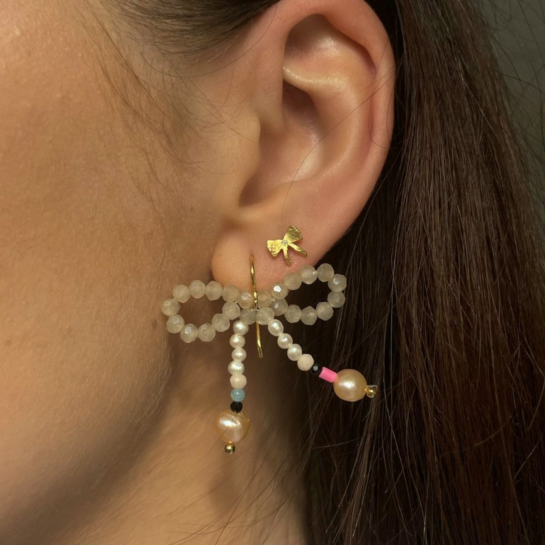 Glow Bow Earring Creamy Colors from STINE A Jewelry in Goldplated Silver Sterling 925