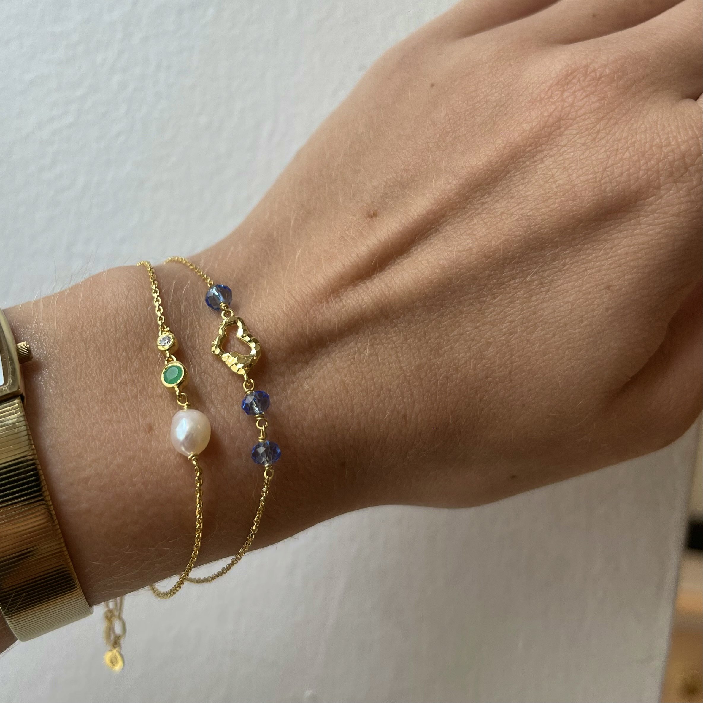 Leonora Bracelet With Freshwater Pearl And Green Stone