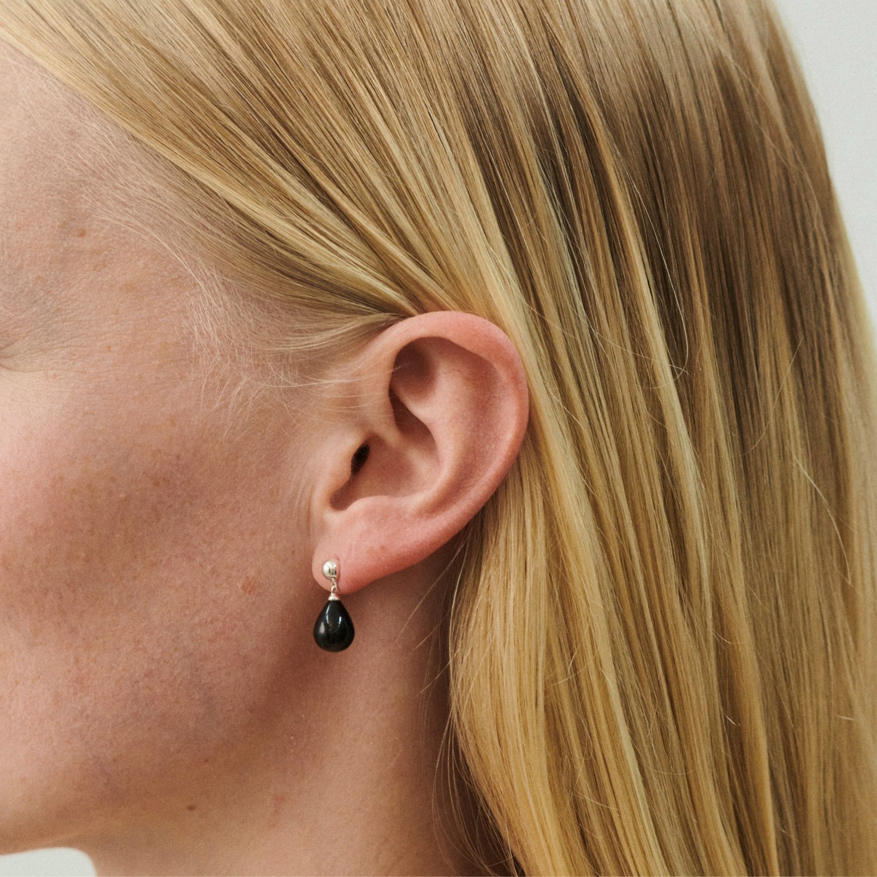 Soft Rain Earrings fra Pernille Corydon i Forgyldt-Sølv Sterling 925