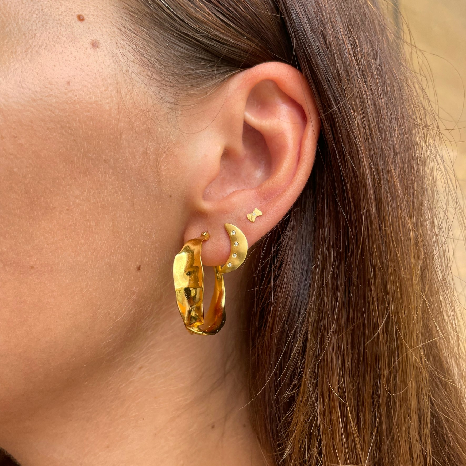 Tres Petit Bow Earring fra STINE A Jewelry i Forgyldt-Sølv Sterling 925