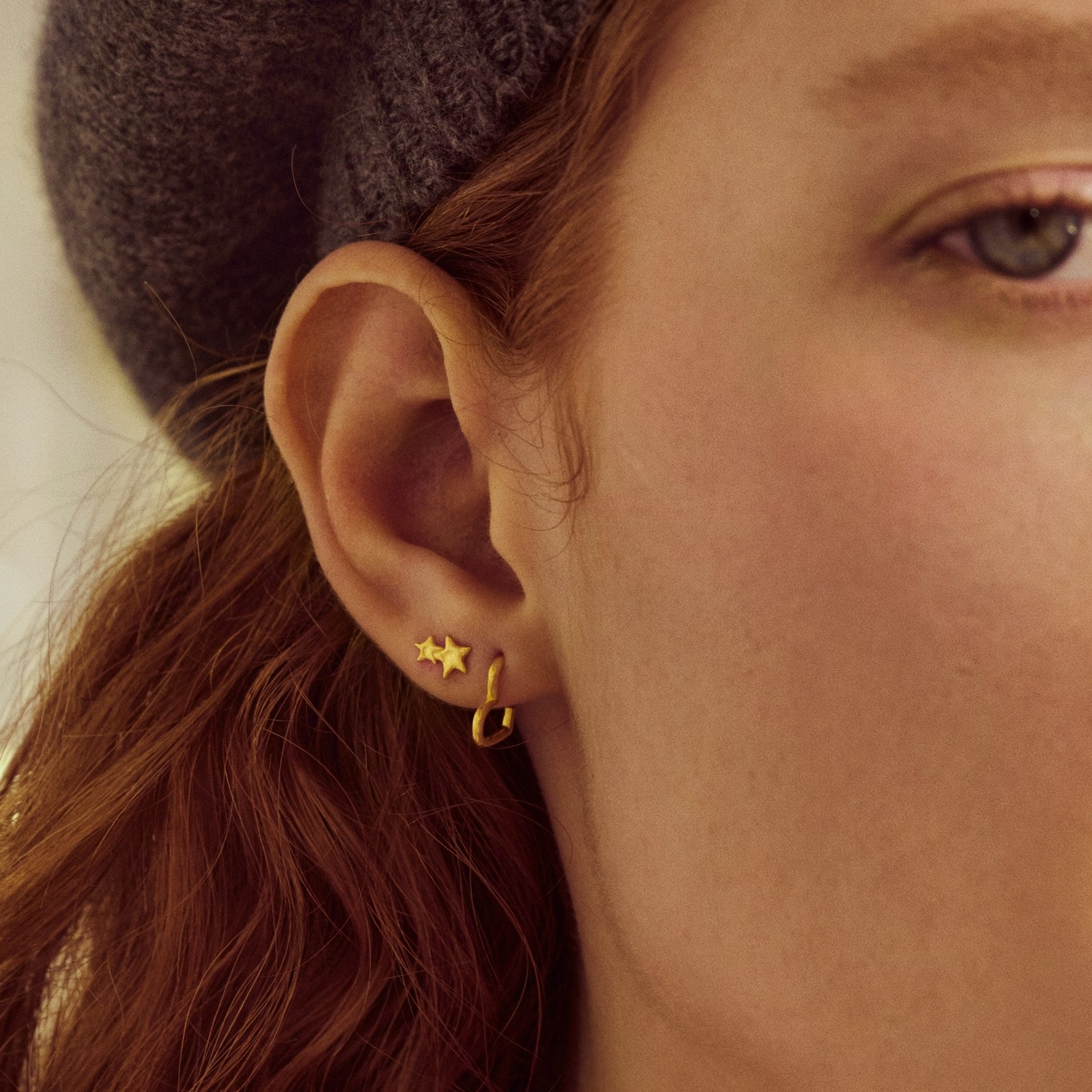 Laia Petite Earrings fra Maanesten i Forgyldt-Sølv Sterling 925