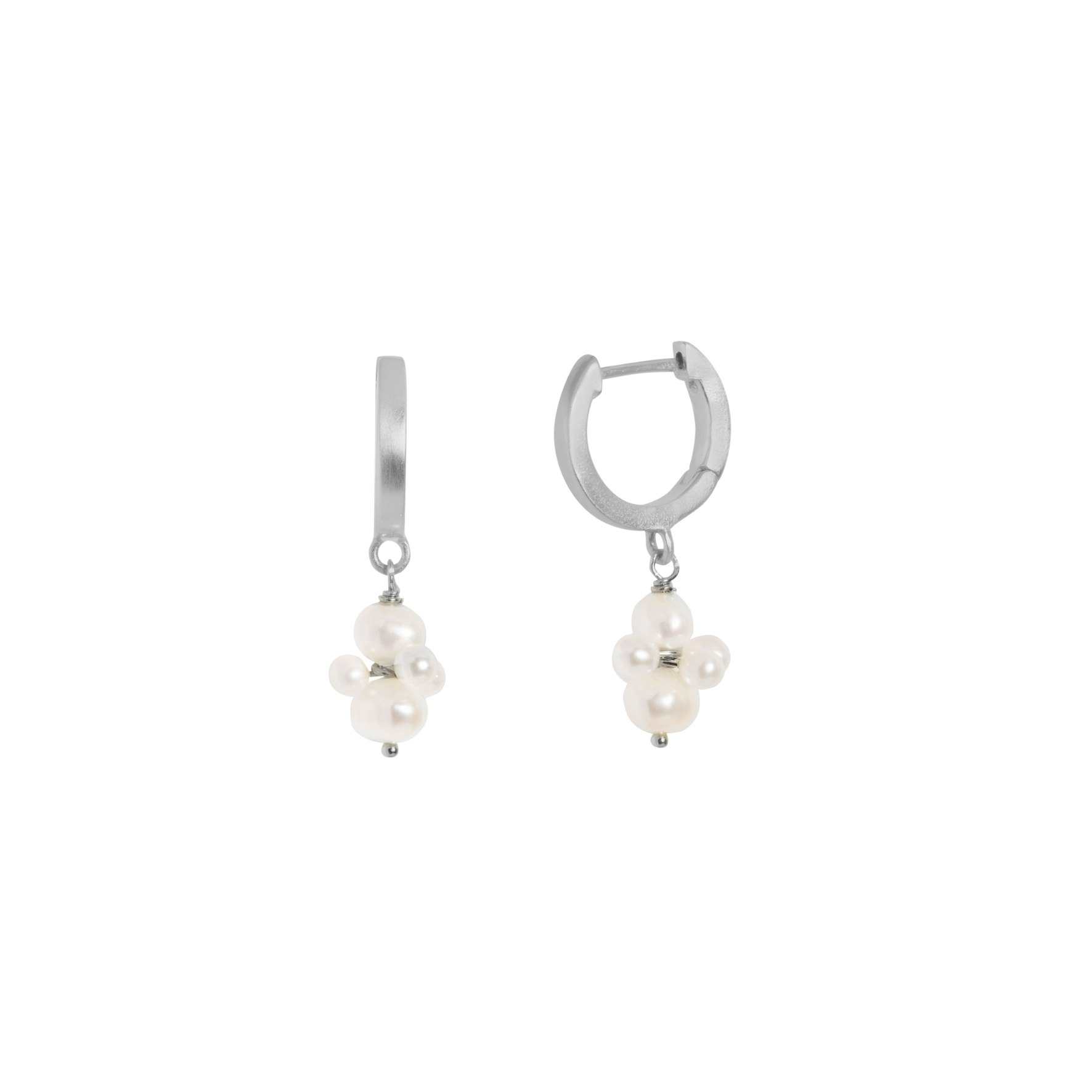 Pearl Cluster Hoops fra byBiehl i Sølv Sterling 925