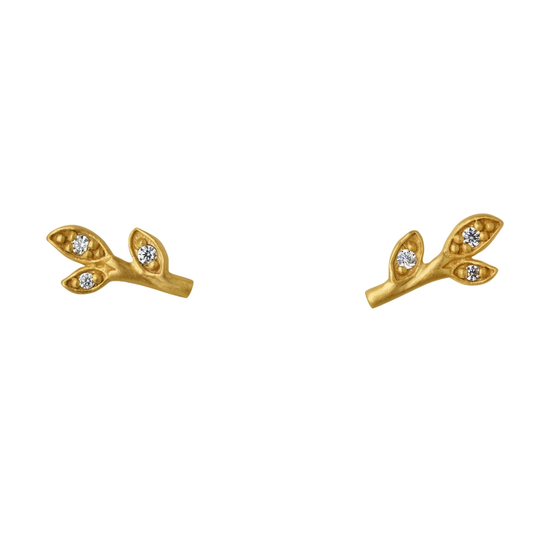 Jungle Ivy Leaf Studs fra byBiehl i Forgylt-Sølv Sterling 925