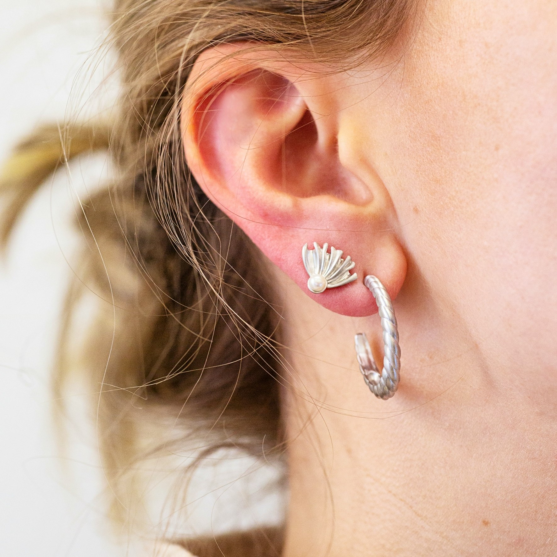 Poppy Earrings fra byBiehl i Sølv Sterling 925