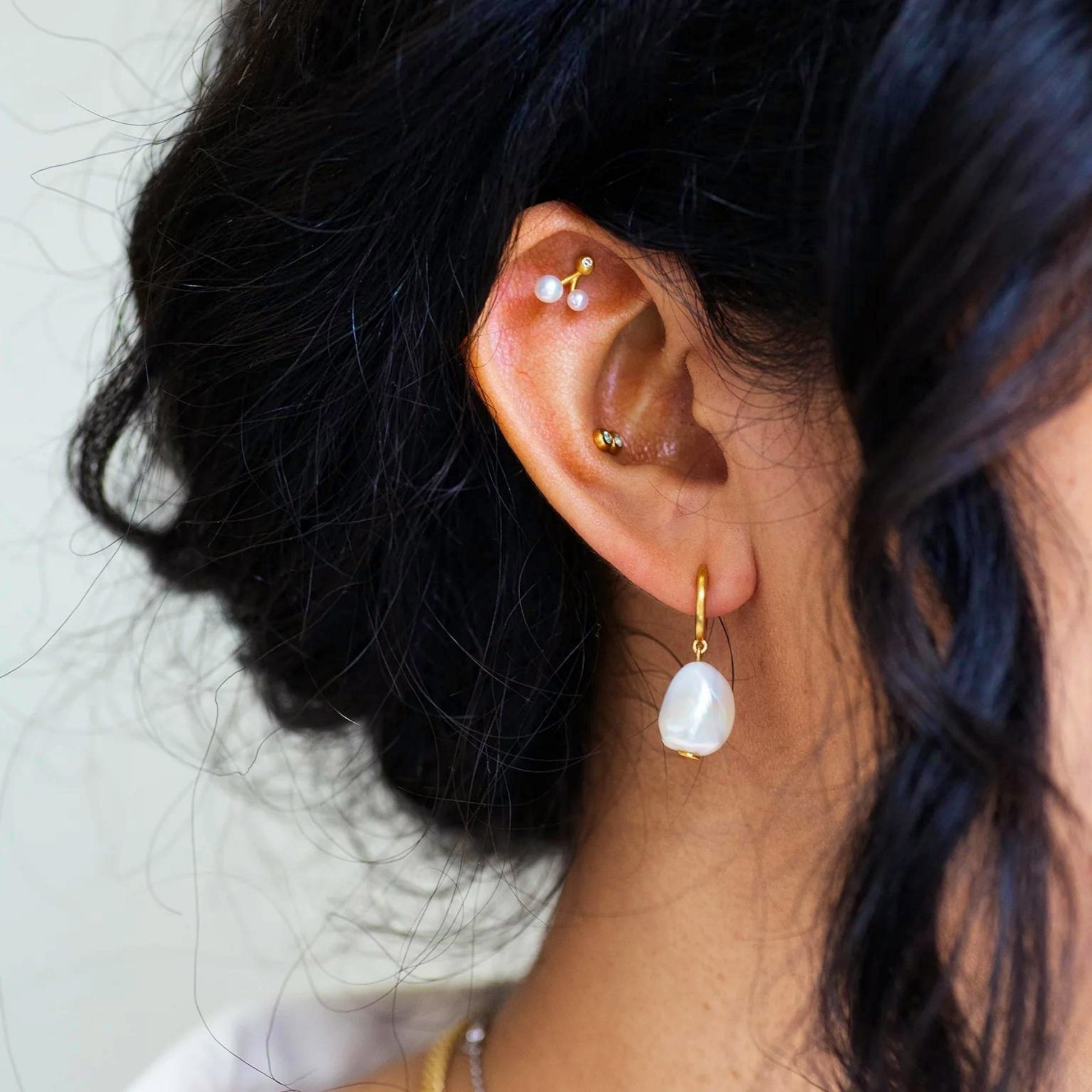 Aura Grande Hoops