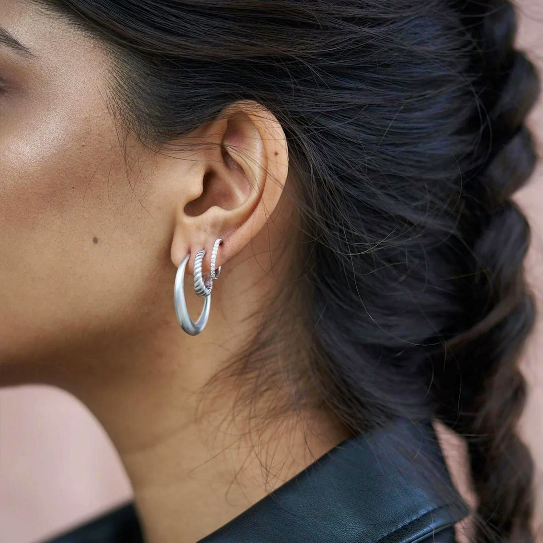 Sparkle Hoops Mini fra byBiehl i Sølv Sterling 925
