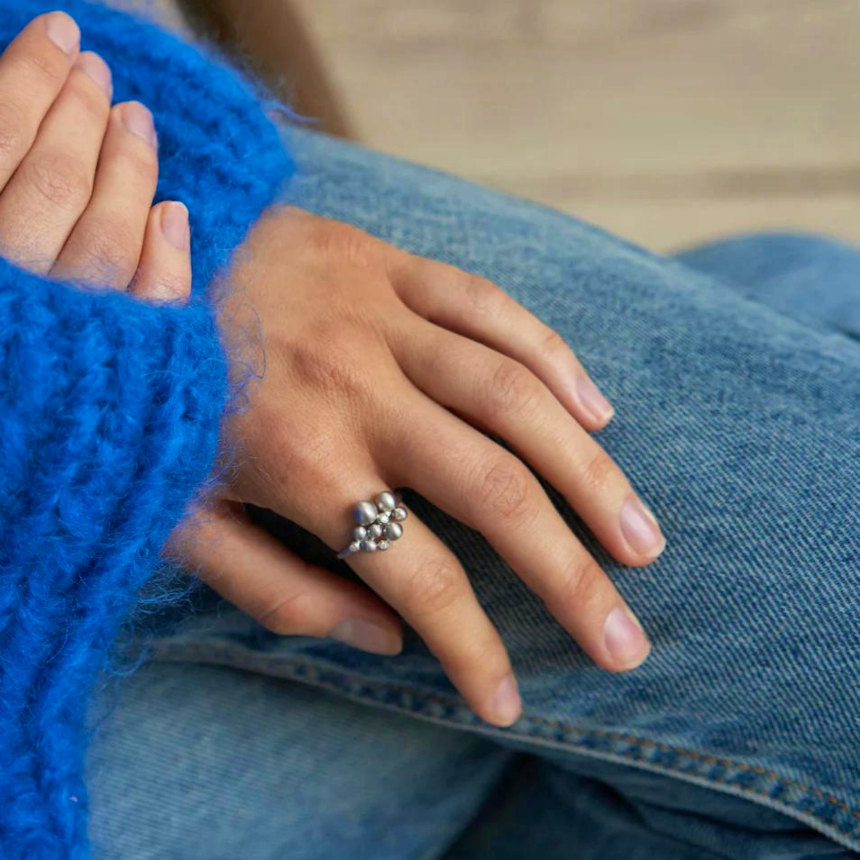Pebbles Ring fra byBiehl i Forgyldt-Sølv Sterling 925