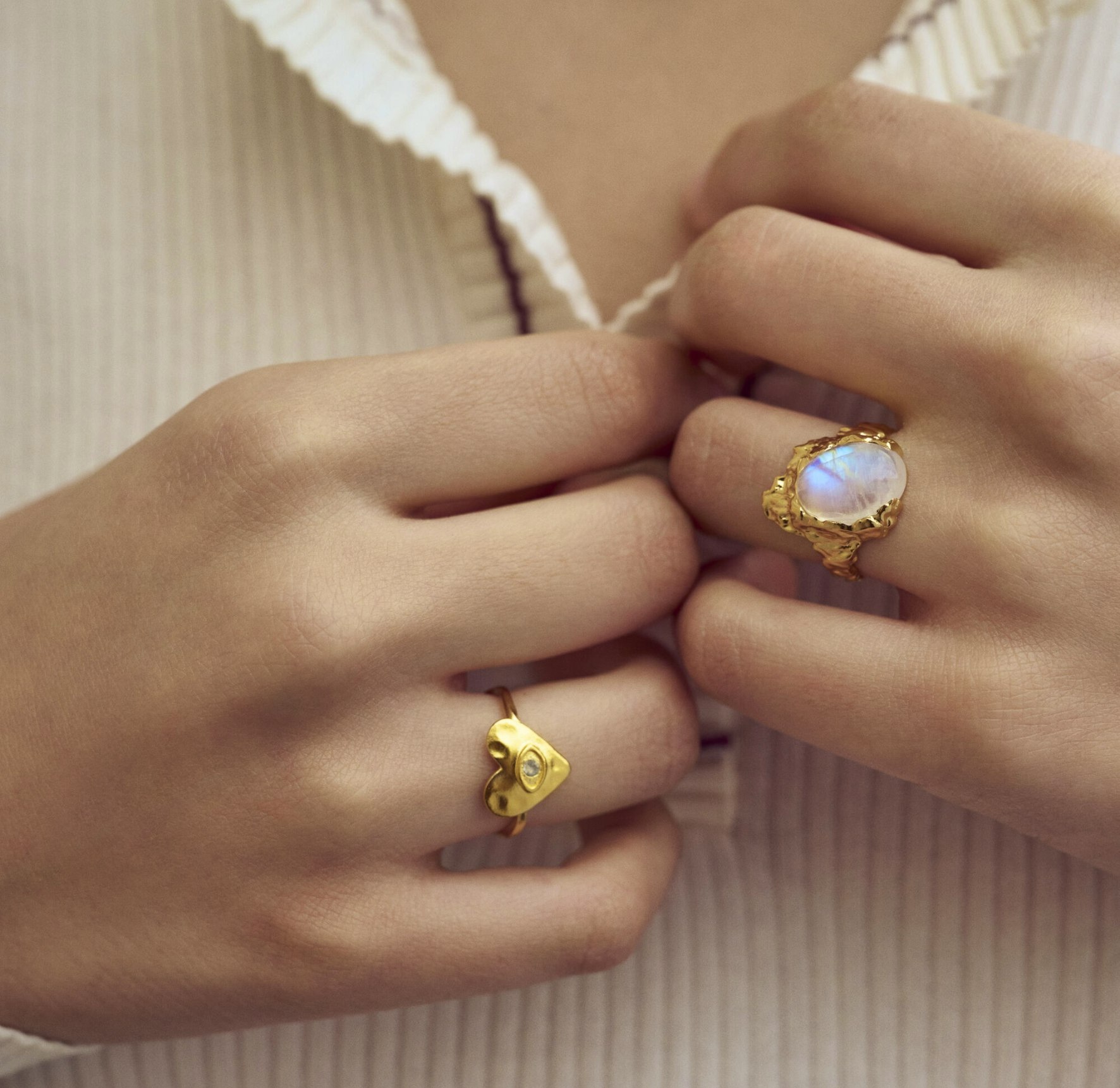 Goddess Ring Moonstone from Maanesten in Goldplated Silver Sterling 925