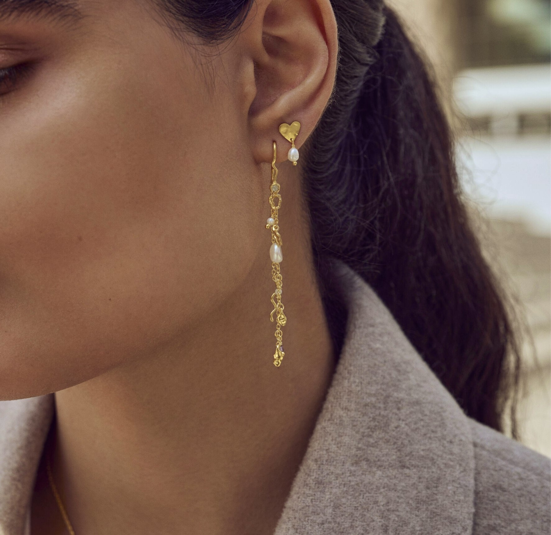 Alia Earsticks