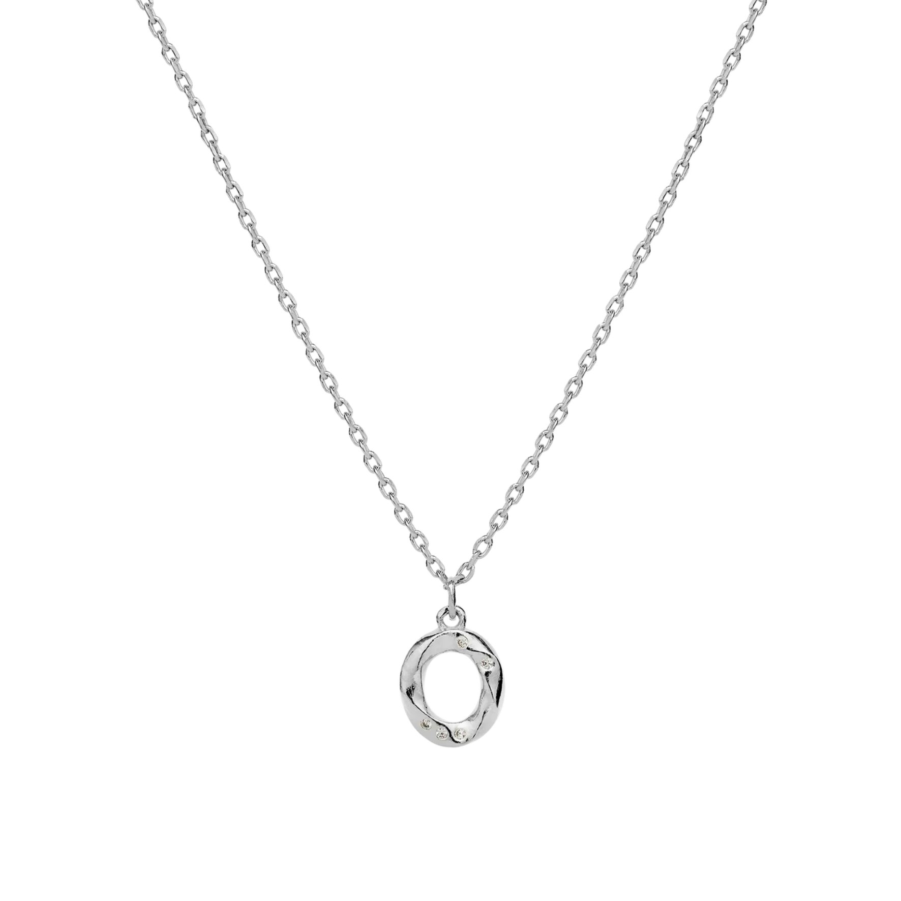 Alphabet Necklace O z Maanesten v Stříbro Sterling 925