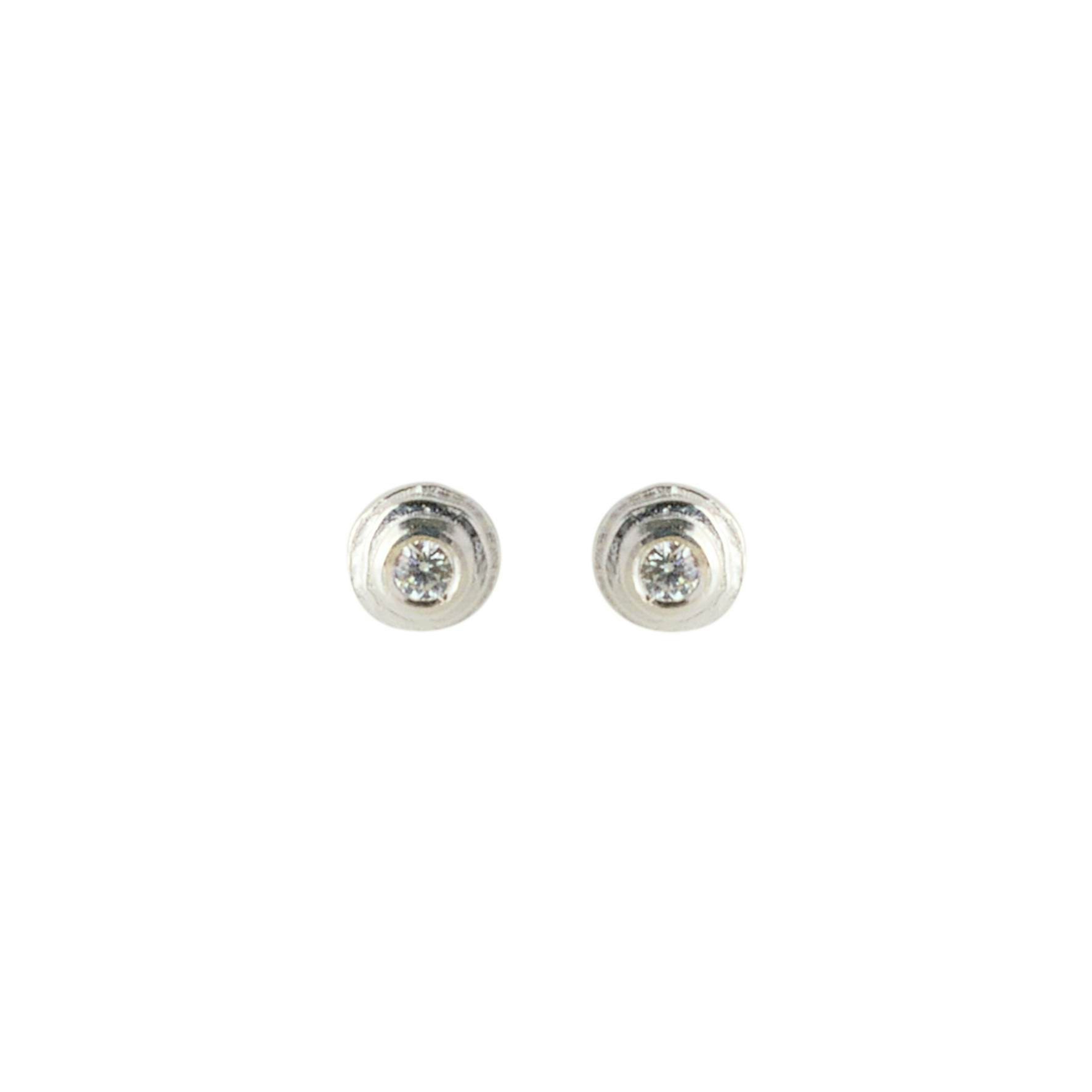 Halley Earsticks