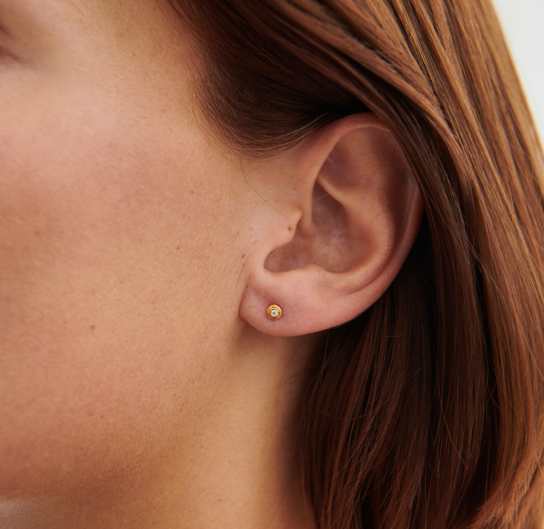 Halley Earsticks