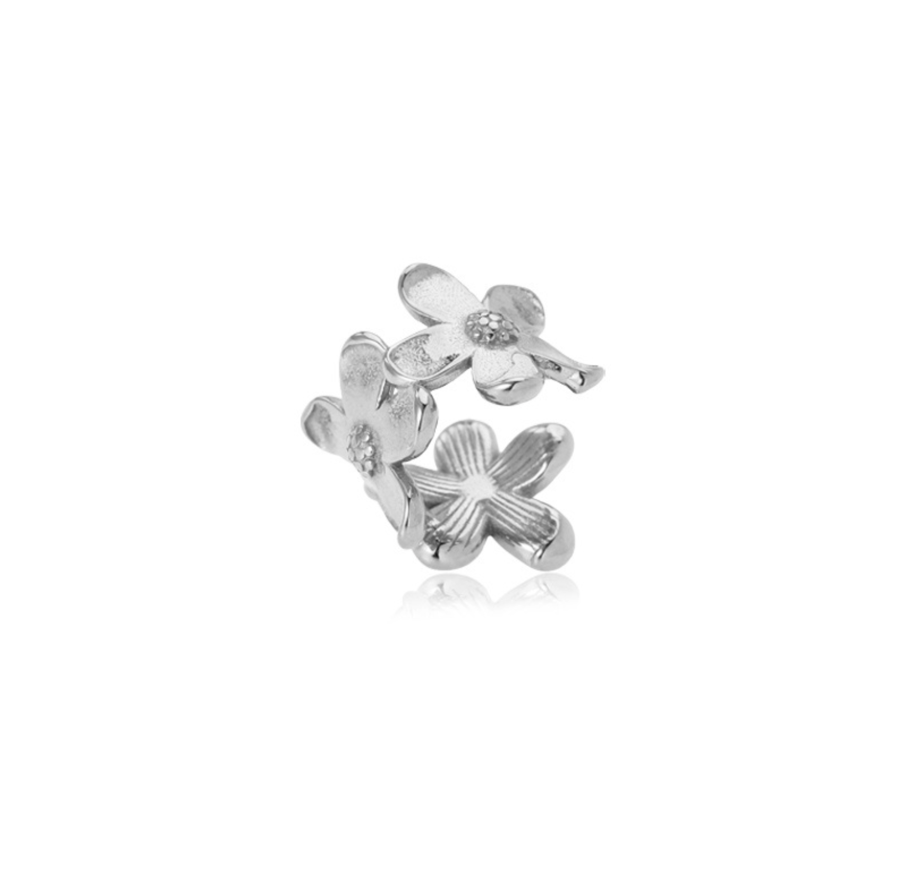 Camellia Earcuff