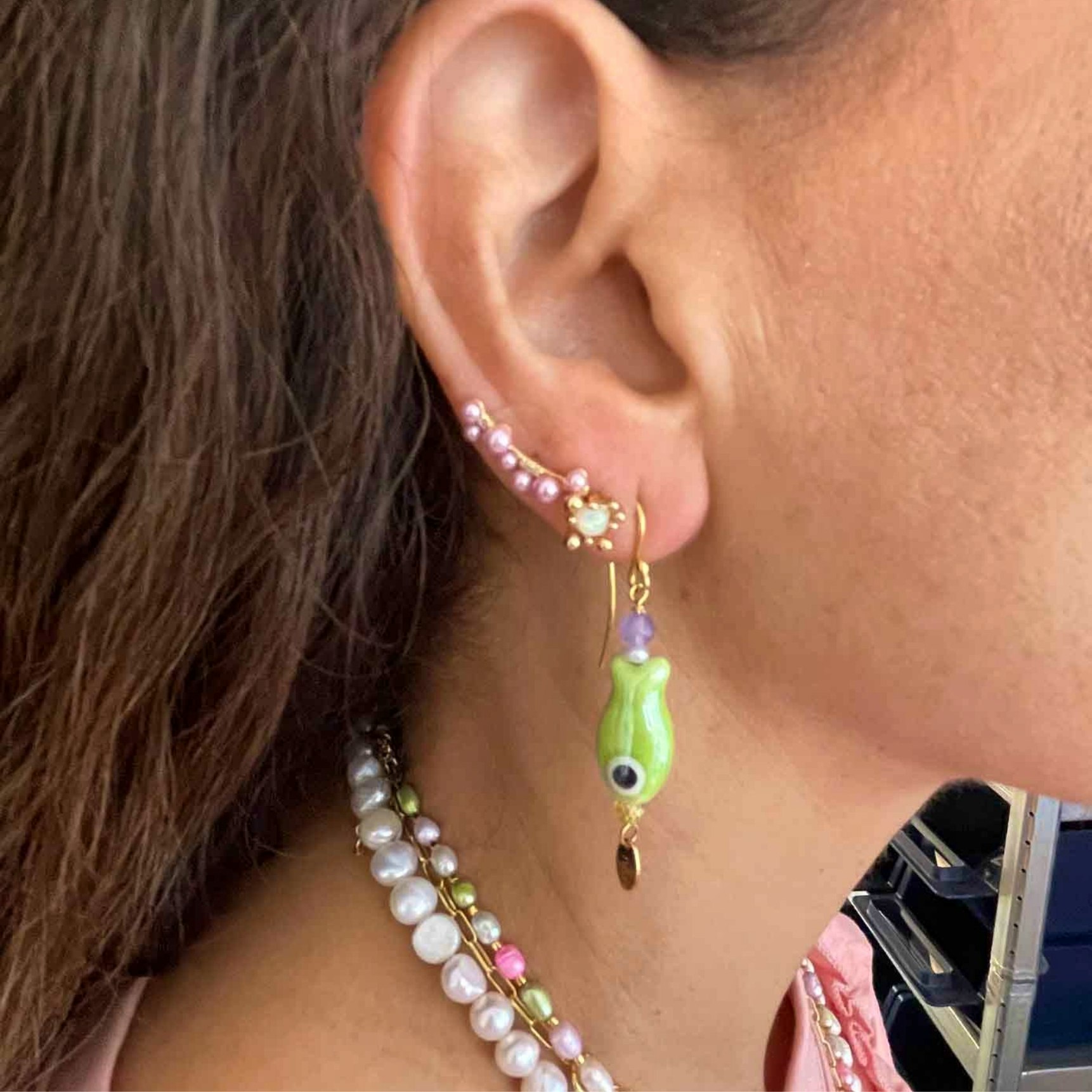 Livi Green Multi Earrings von Nuni Copenhagen in Vergoldet-Silber Sterling 925