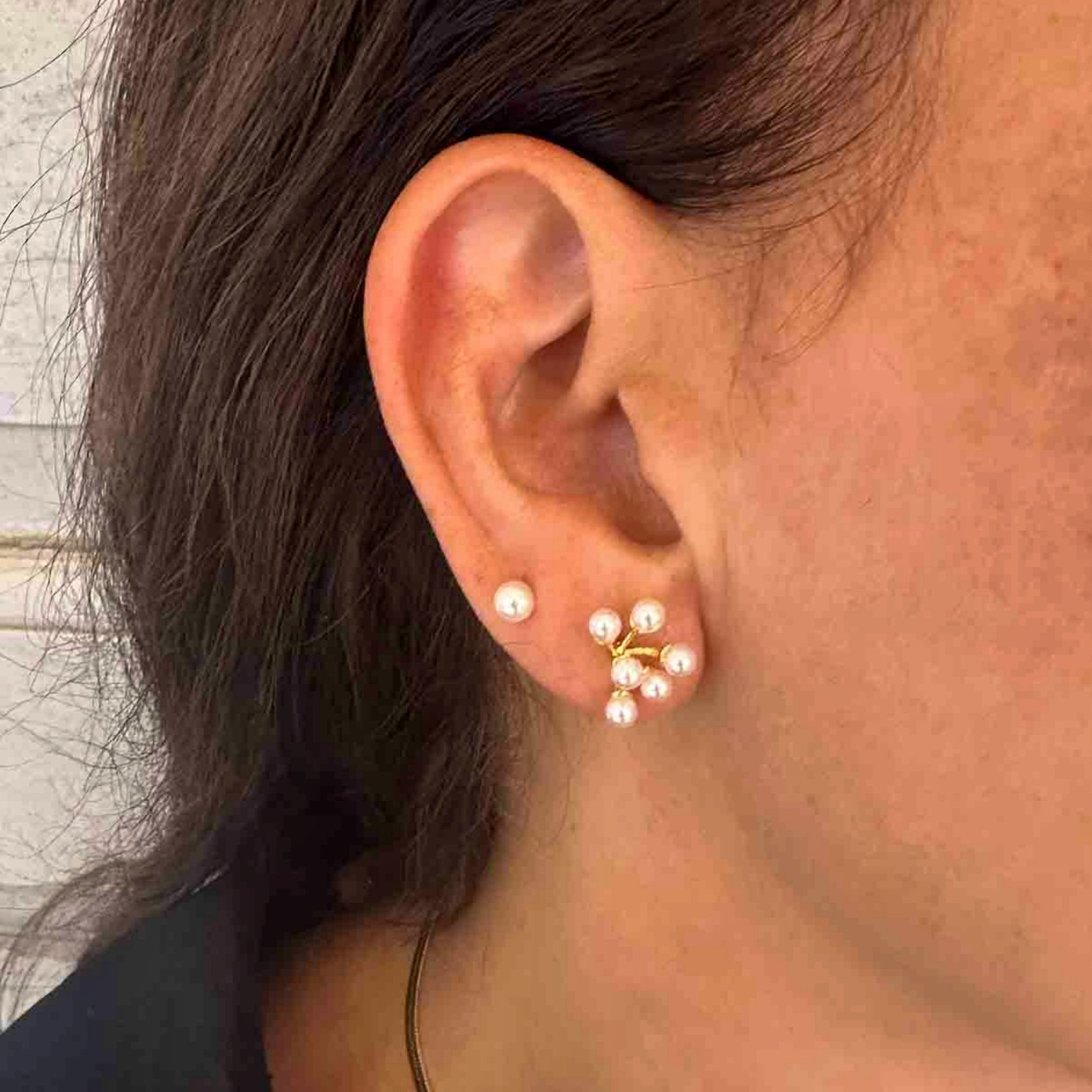 Pearl Crush Earring Box från Nuni Copenhagen i Förgyllt-Silver Sterling 925