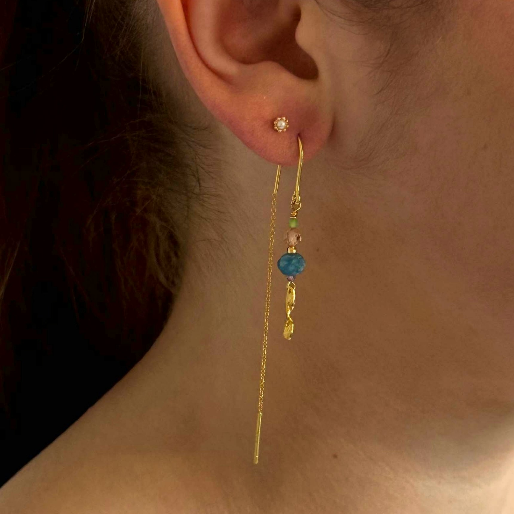 Alma Blue Moon Earchains