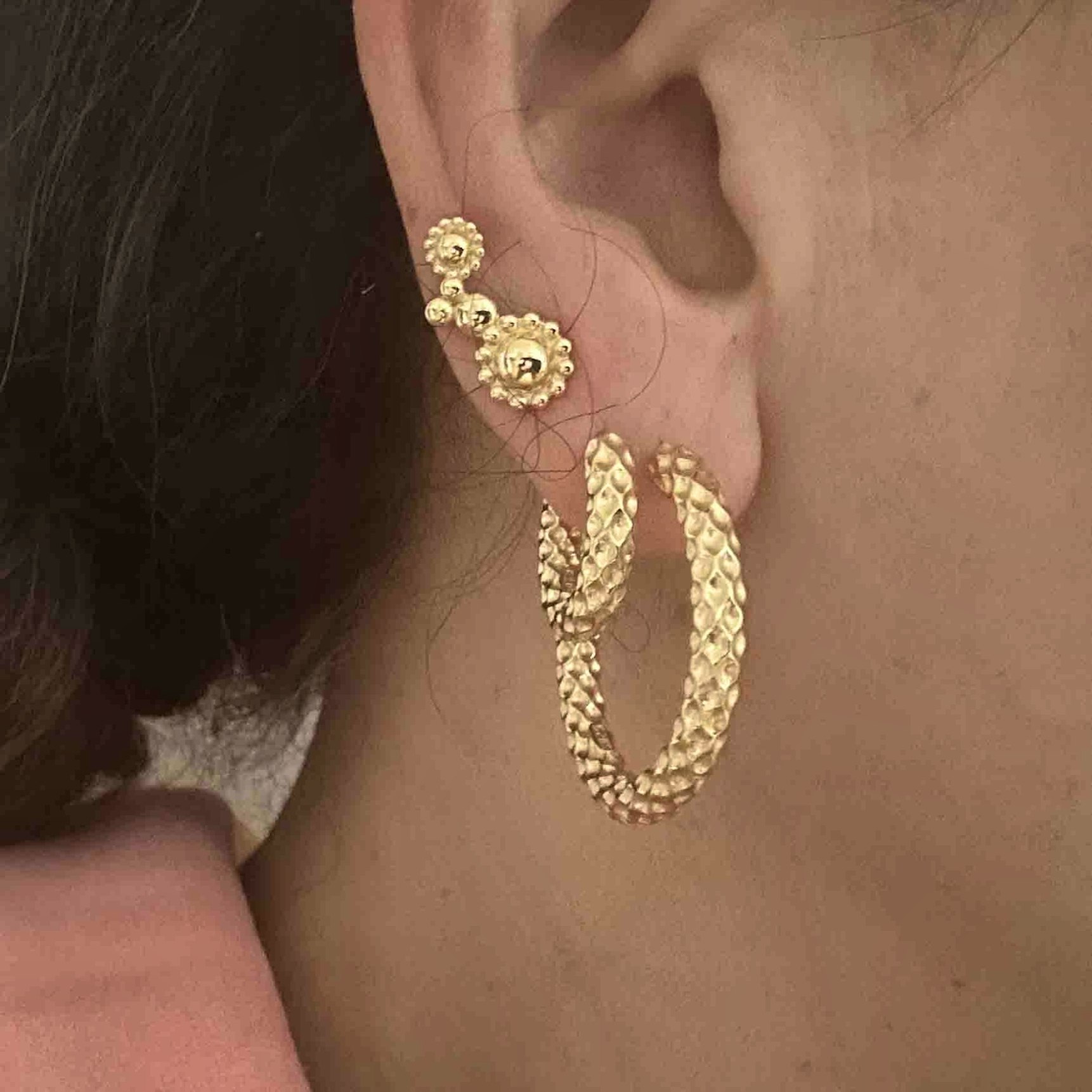 Sabrina Small Hoops fra Nuni Copenhagen i Forgylt-Sølv Sterling 925