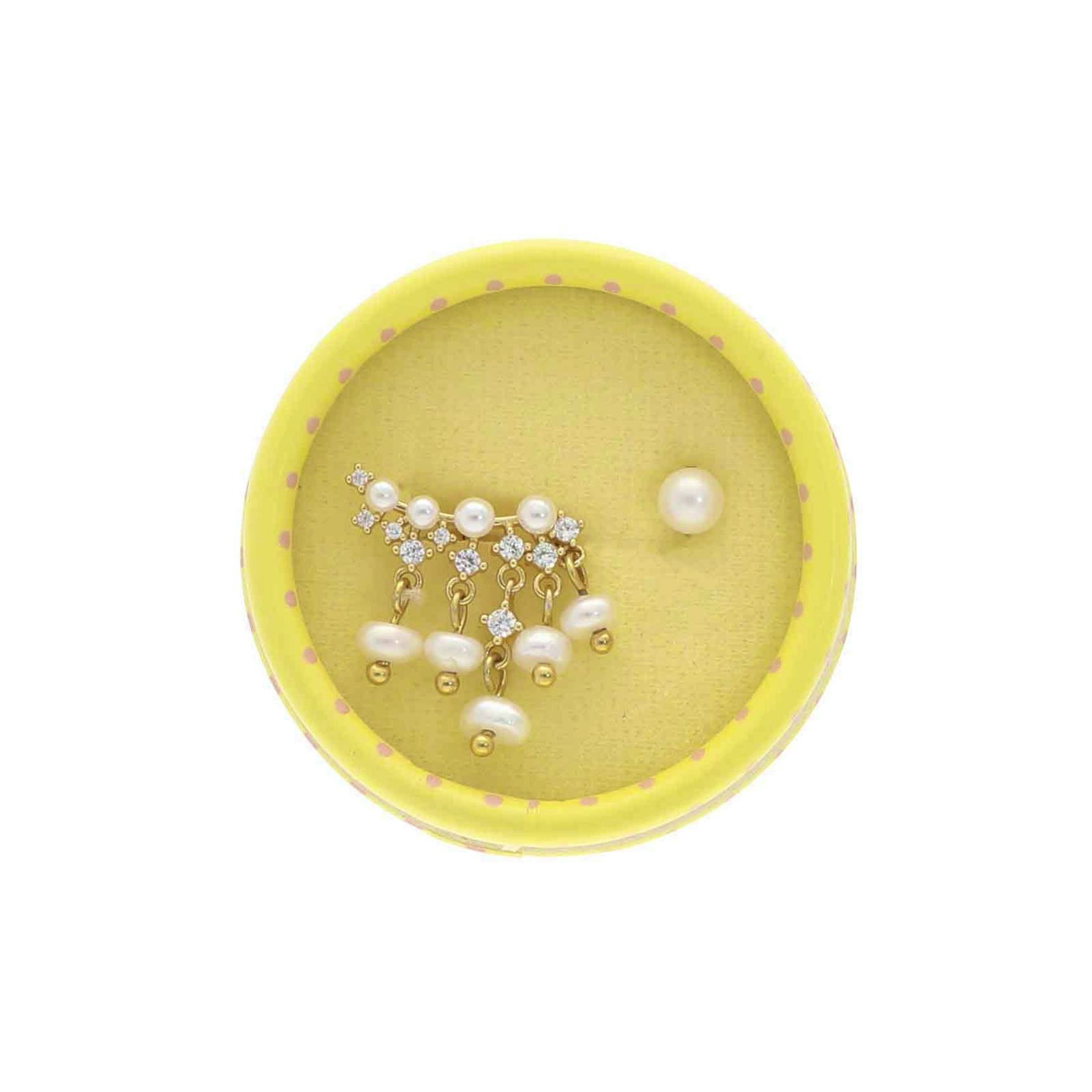 Party Pearl Right Earring Box von Nuni Copenhagen in Vergoldet-Silber Sterling 925