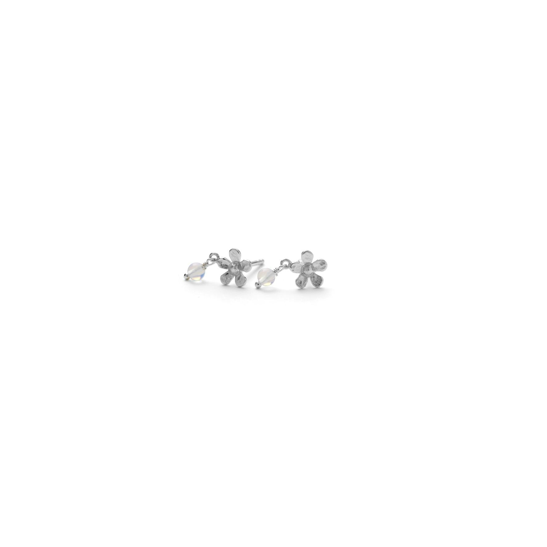 Moonstone Poppy Earsticks van Pernille Corydon in Zilver Sterling 925