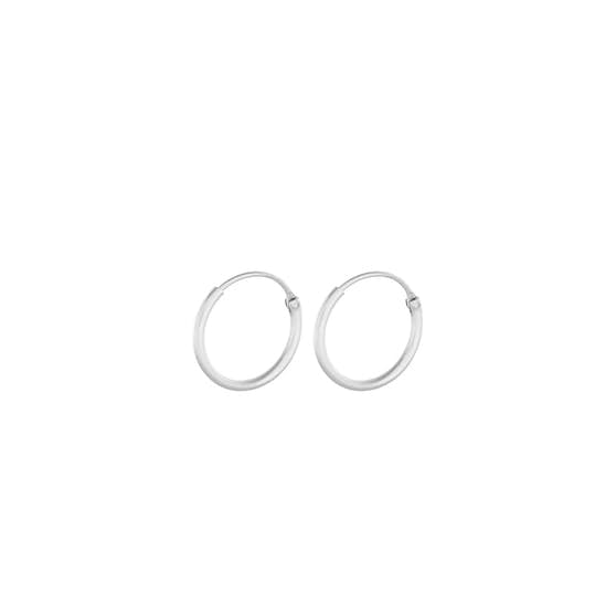 Tiny Plain hoops von Pernille Corydon in Silber Sterling 925