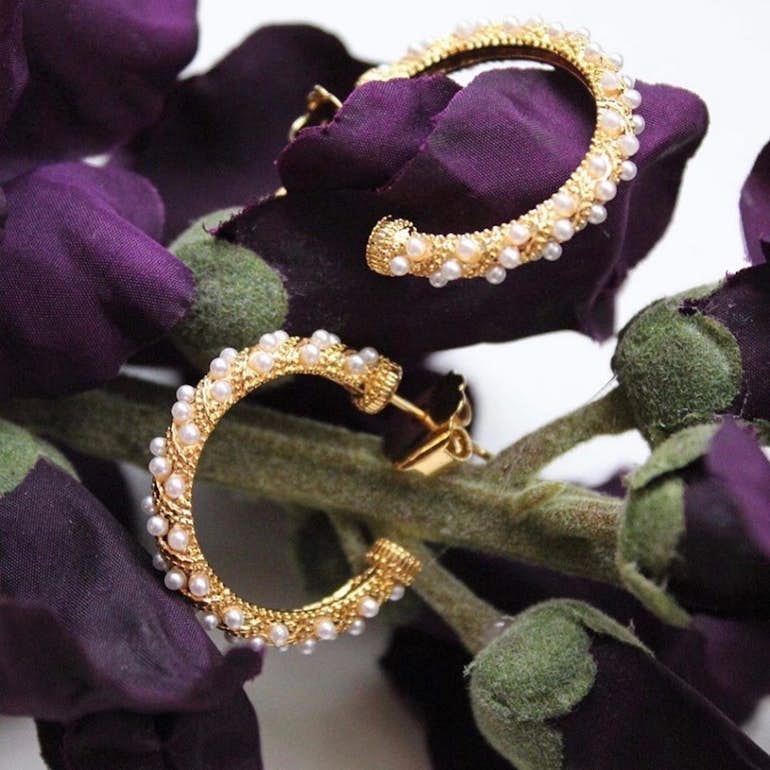 Akoya earrings from Pico in Goldplated Brass