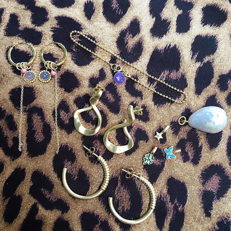 Charming hoops Grey Moonstone