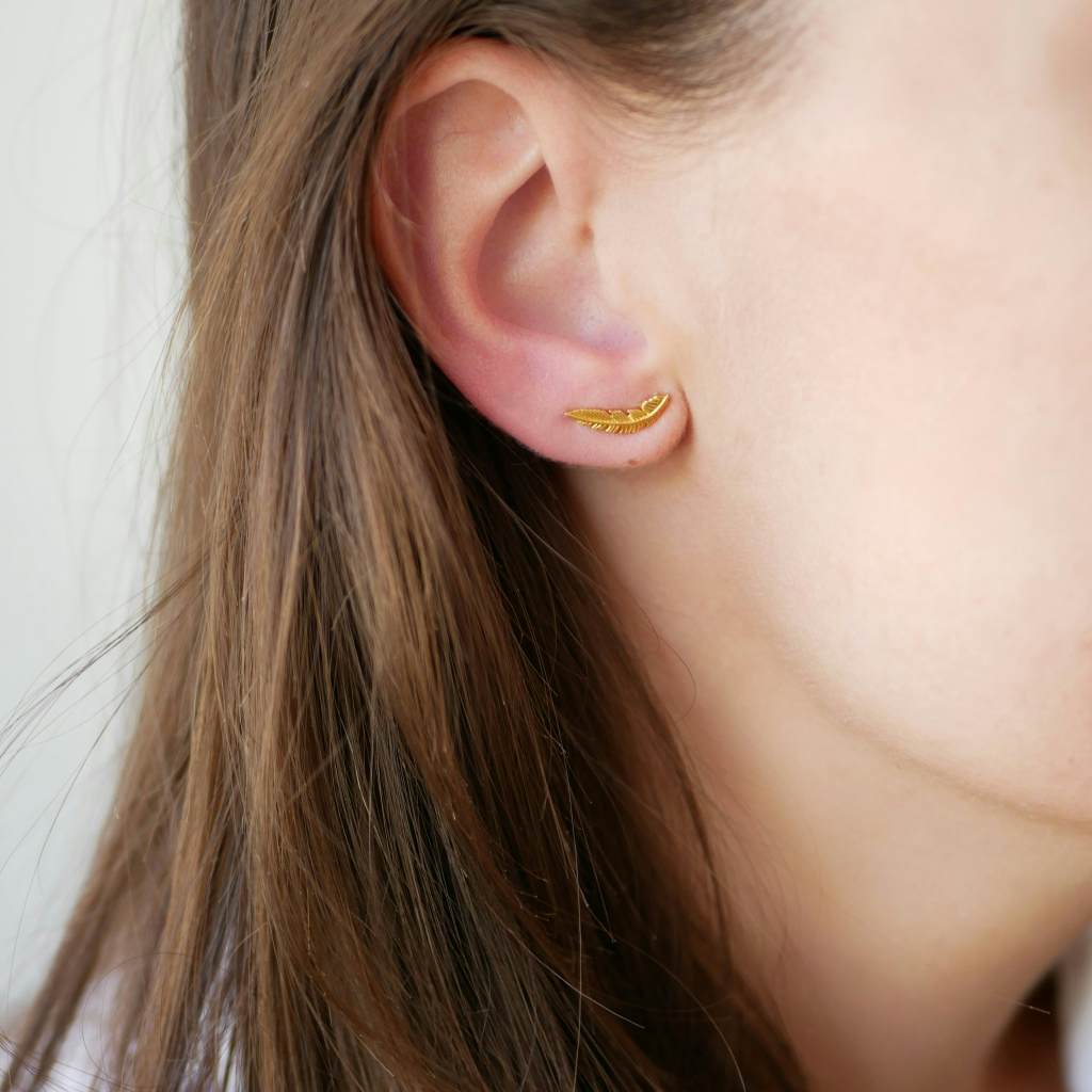Birla earrings von Enamel Copenhagen in Vergoldet-Silber Sterling 925