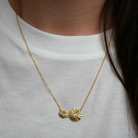 Sparkling Shell necklace