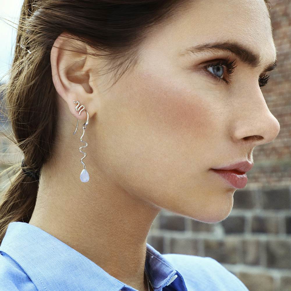 Saniya earrings blue von Izabel Camille in Vergoldet-Silber Sterling 925