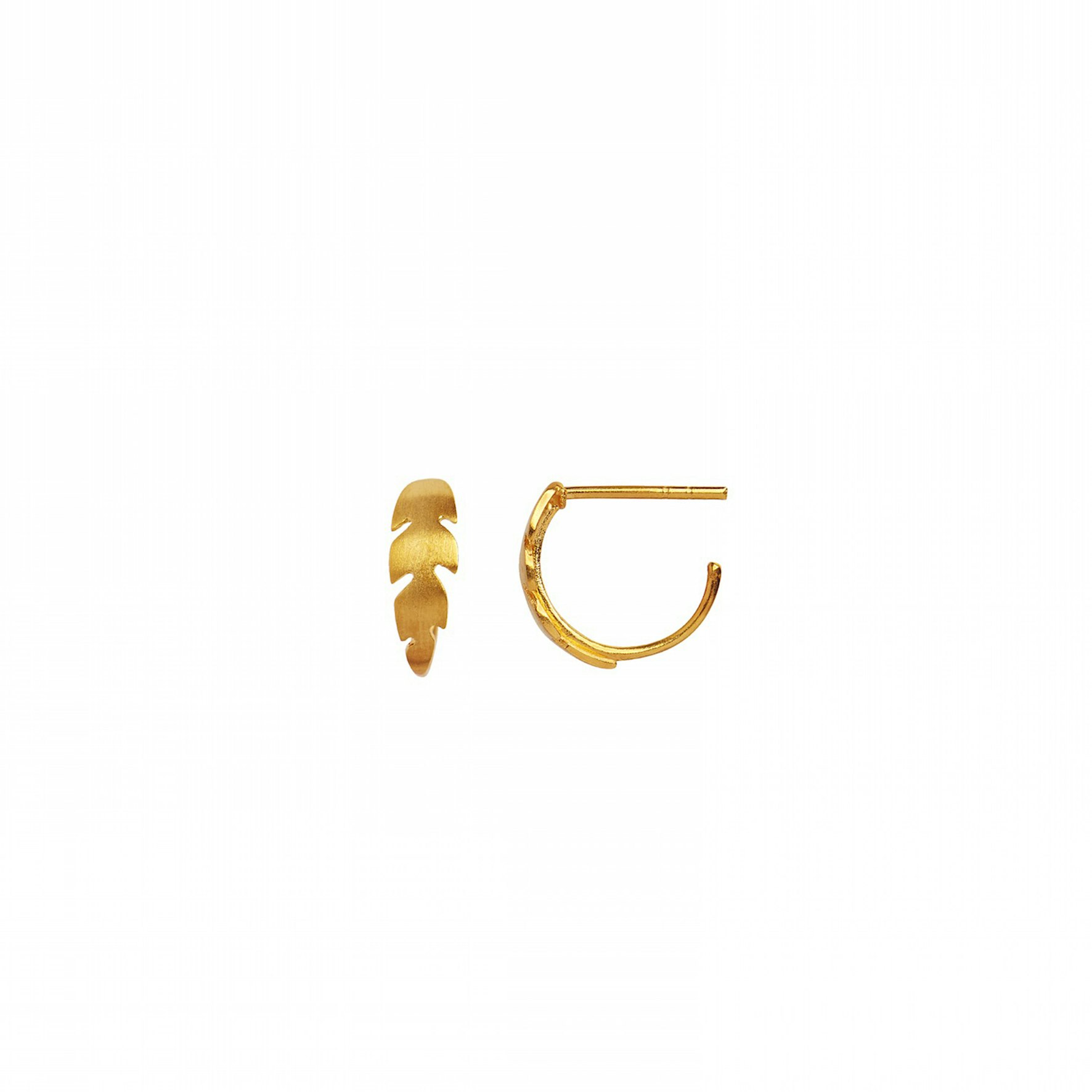 Petit Creol With Feather Earring from STINE A Jewelry in Goldplated Silver Sterling 925
