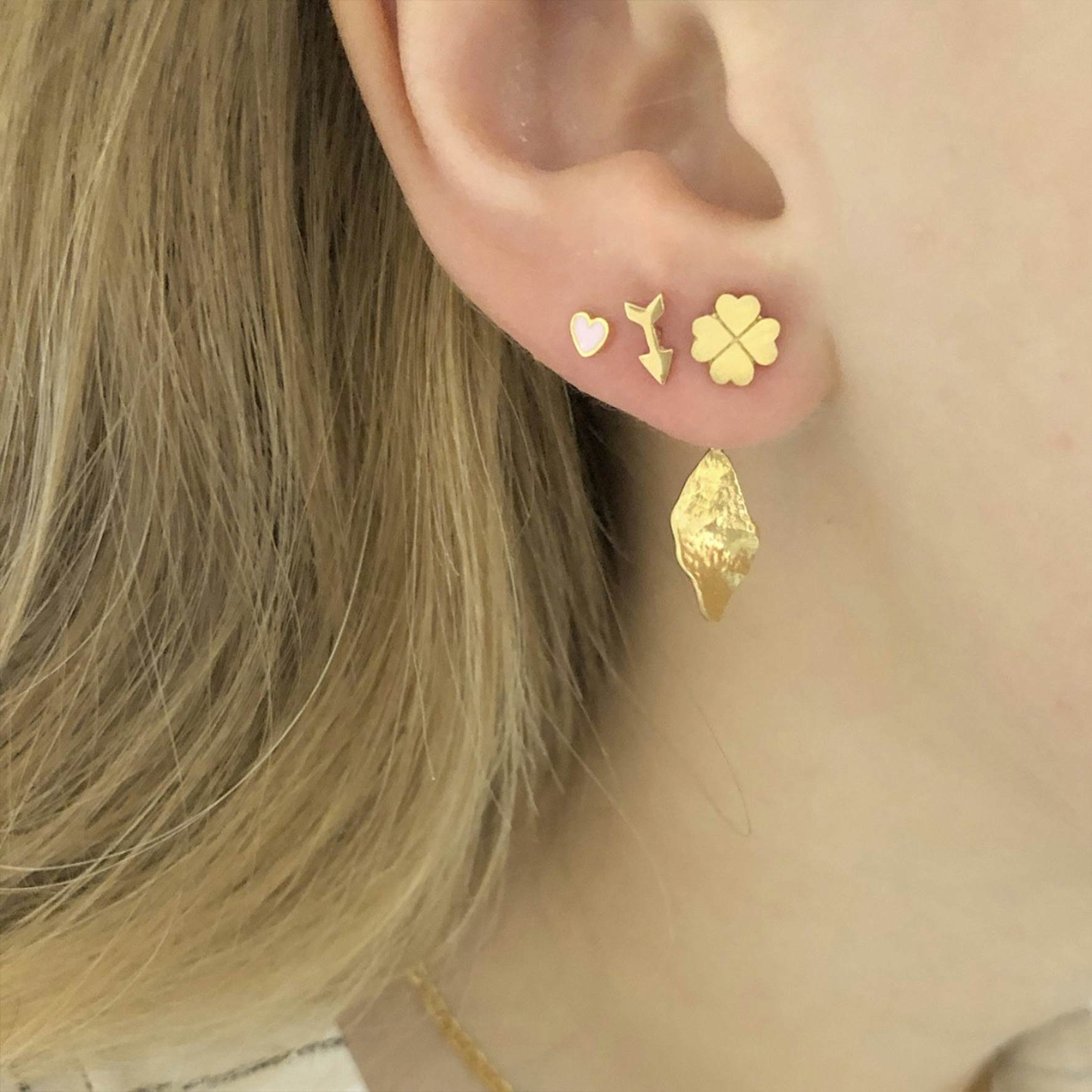 Ile De L'Amour Behind Ear Earring från STINE A Jewelry i Förgyllt-Silver Sterling 925