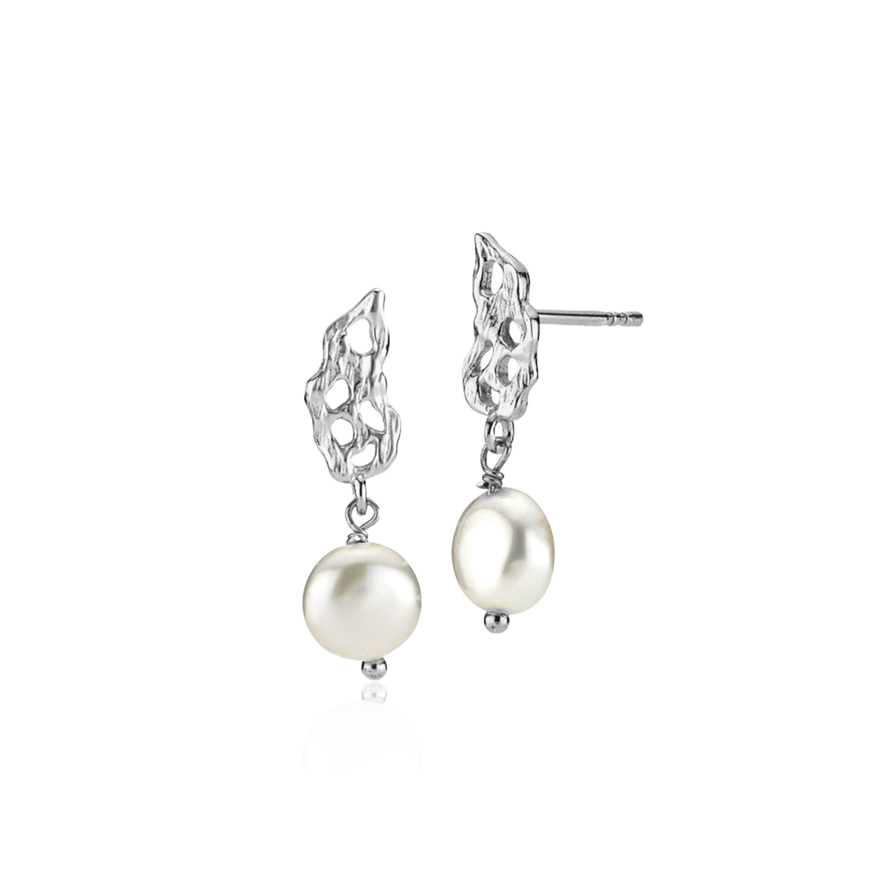Holly Pearl Earrings fra Izabel Camille i Sølv Sterling 925