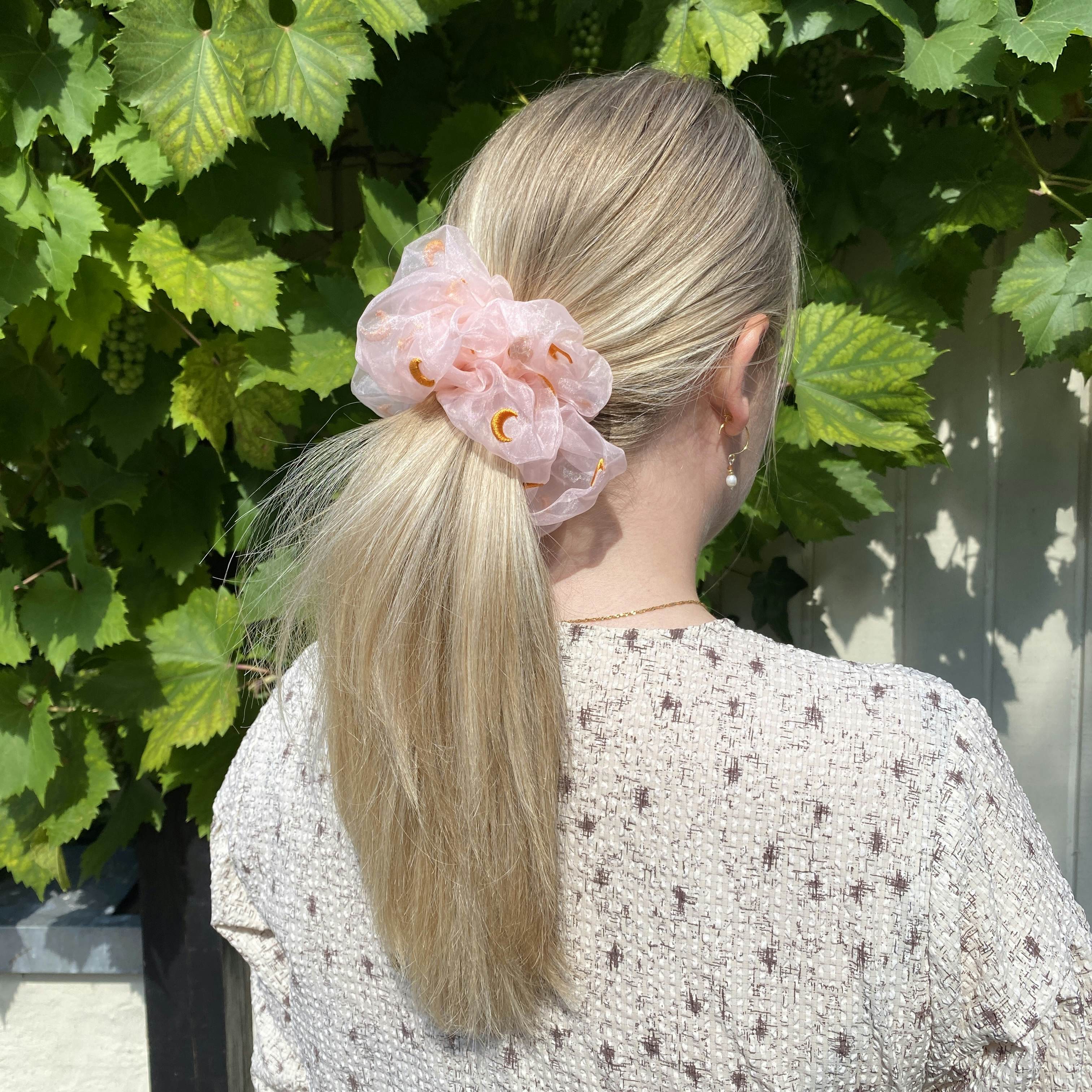 Anisette Moon Pink Scrunchie from Maanesten in Polyester