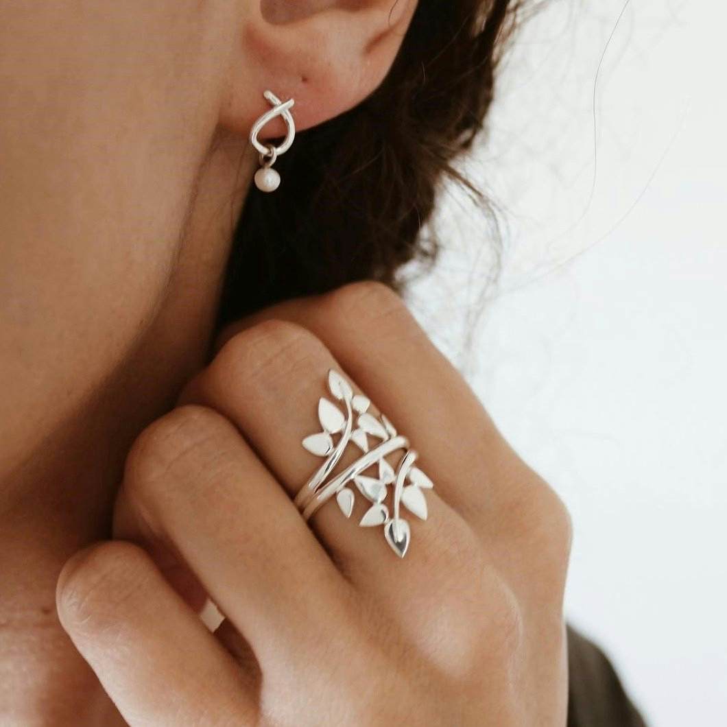 Everyday Medium earrings fra Izabel Camille i Forgylt-Sølv Sterling 925