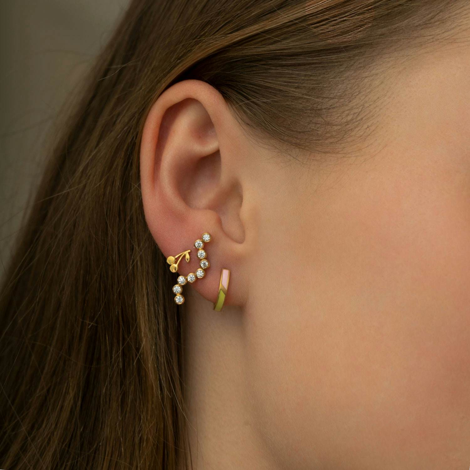 Petit Cherry Earring fra STINE A Jewelry i Forgylt-Sølv Sterling 925
